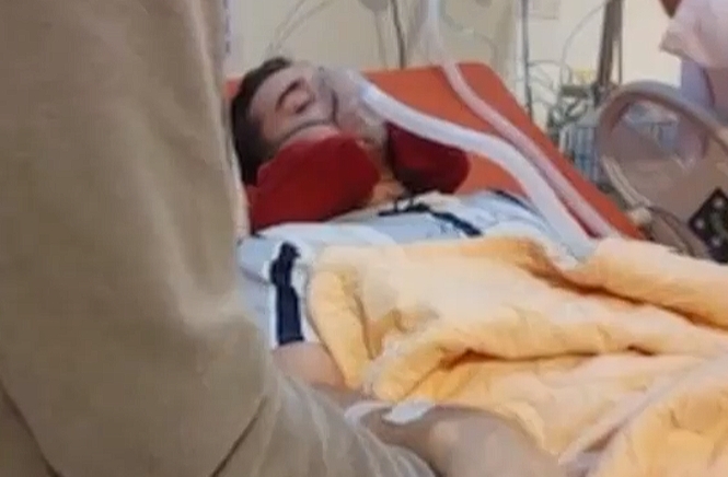 來自澳洲的交換學生肖雷誤食老鼠藥，一度住進加護病房，目前狀況已經穩定，並於昨（3日）搭醫療專機回澳洲。（翻攝自7NEWS Brisbane）