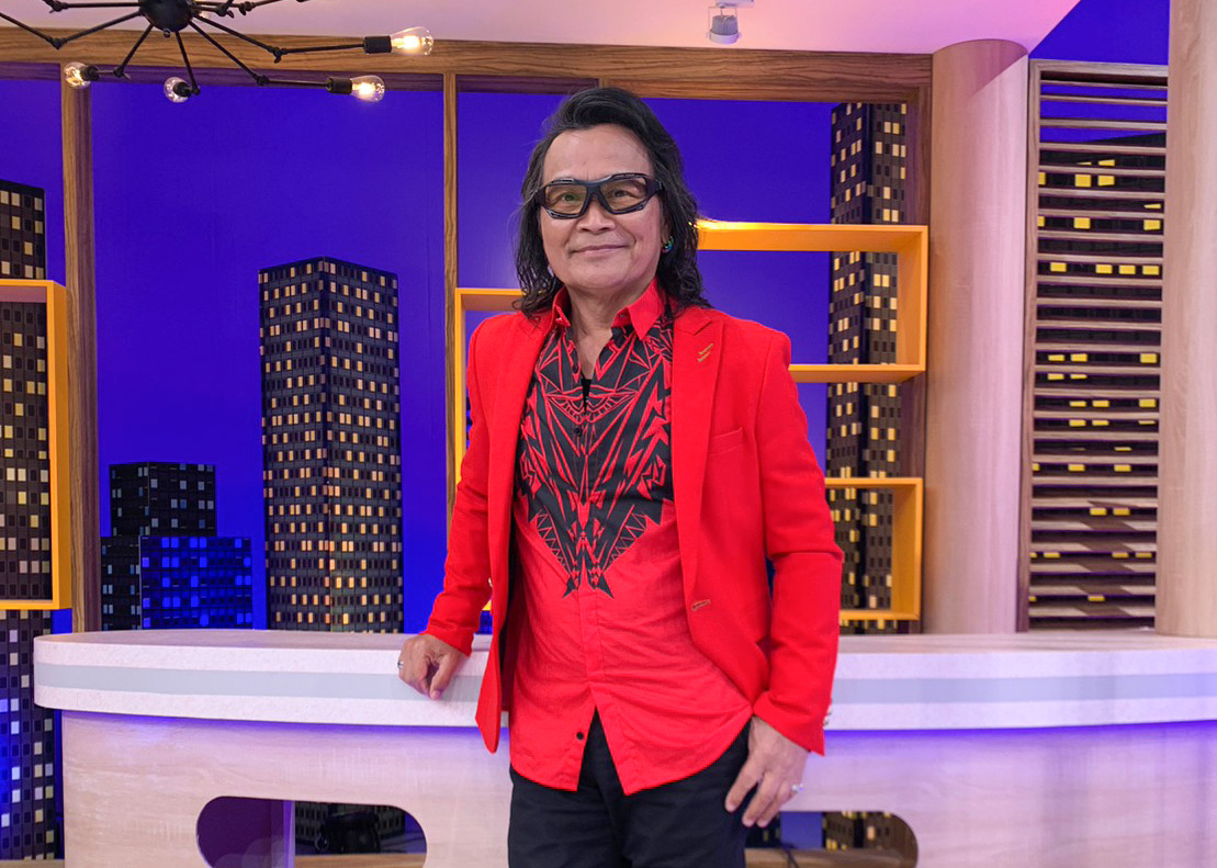 沈文程上節目分享外景節目的辛酸血淚。（衛視中文台提供）