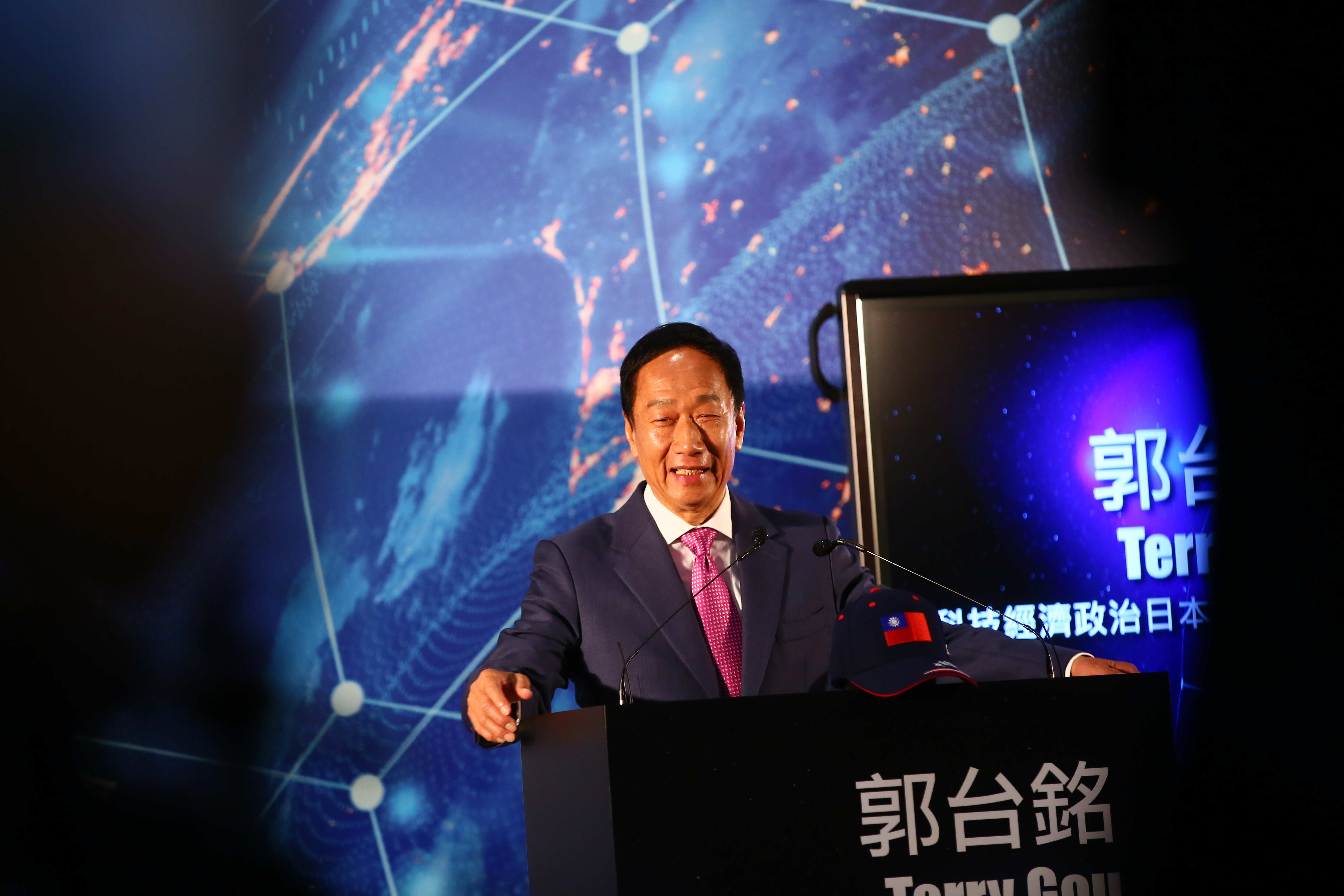 鴻海集團創辦人郭台銘積極爭取代表國民黨參選2024總統。（本刊資料照）