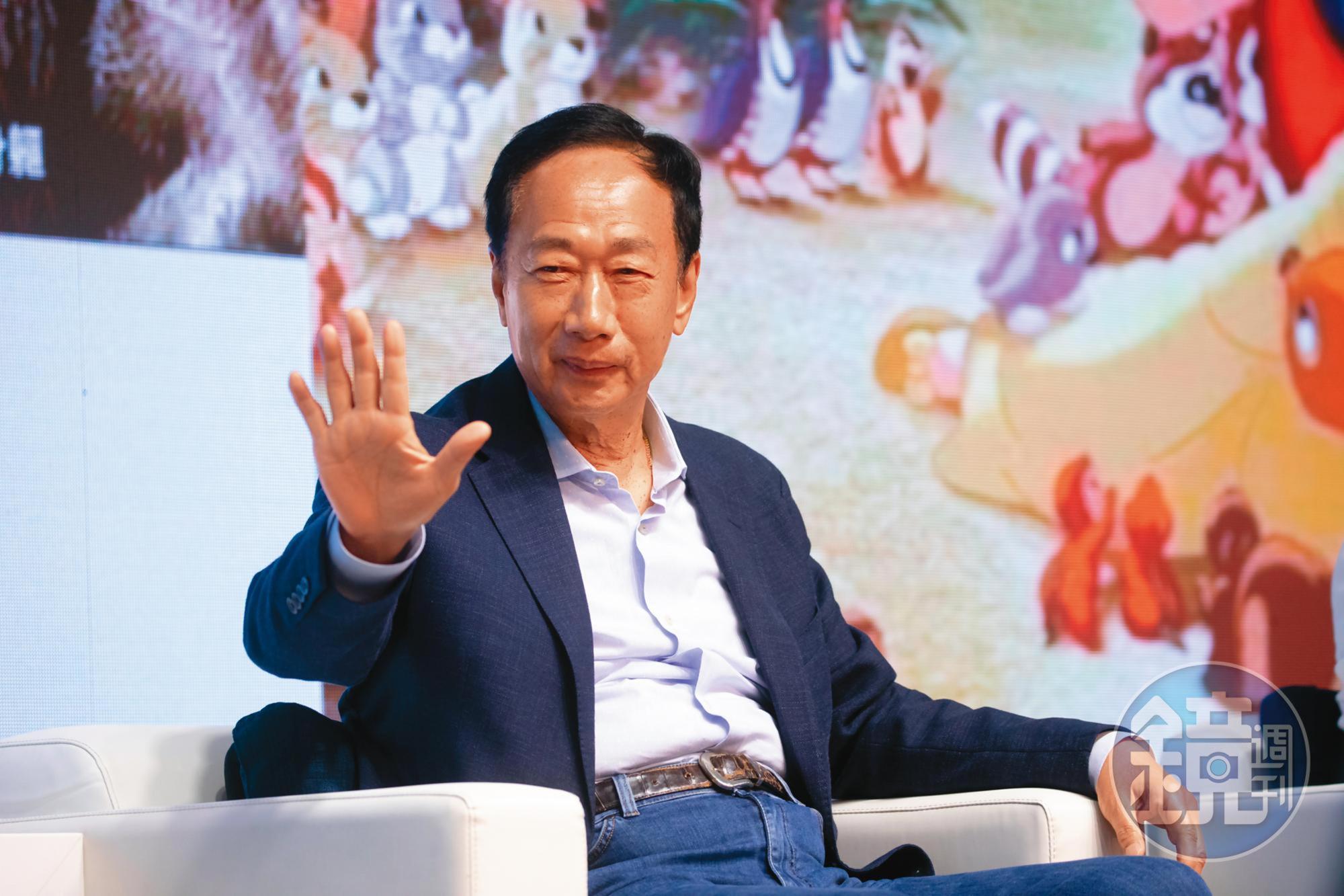 對郭台銘來說，他只要做到，他想買疫苗救台灣人，蔡政府卻阻擋他，他要代表人民幫大家討公道就夠了。