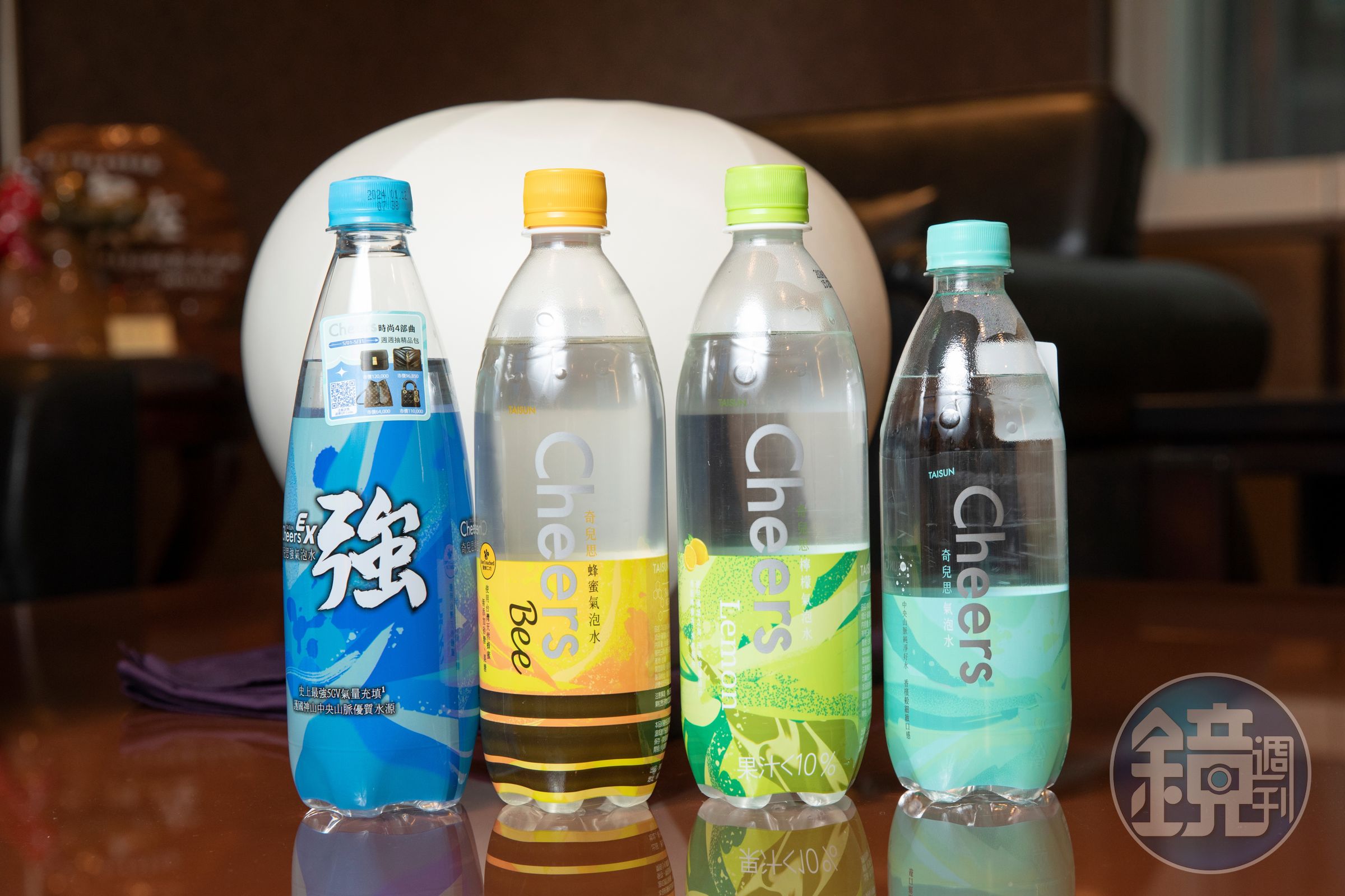 近年泰山推出不少產品,包括氣泡水、珍穀益,還與手搖飲料合作推出「茶攤一條街」,產品受消費者喜愛。