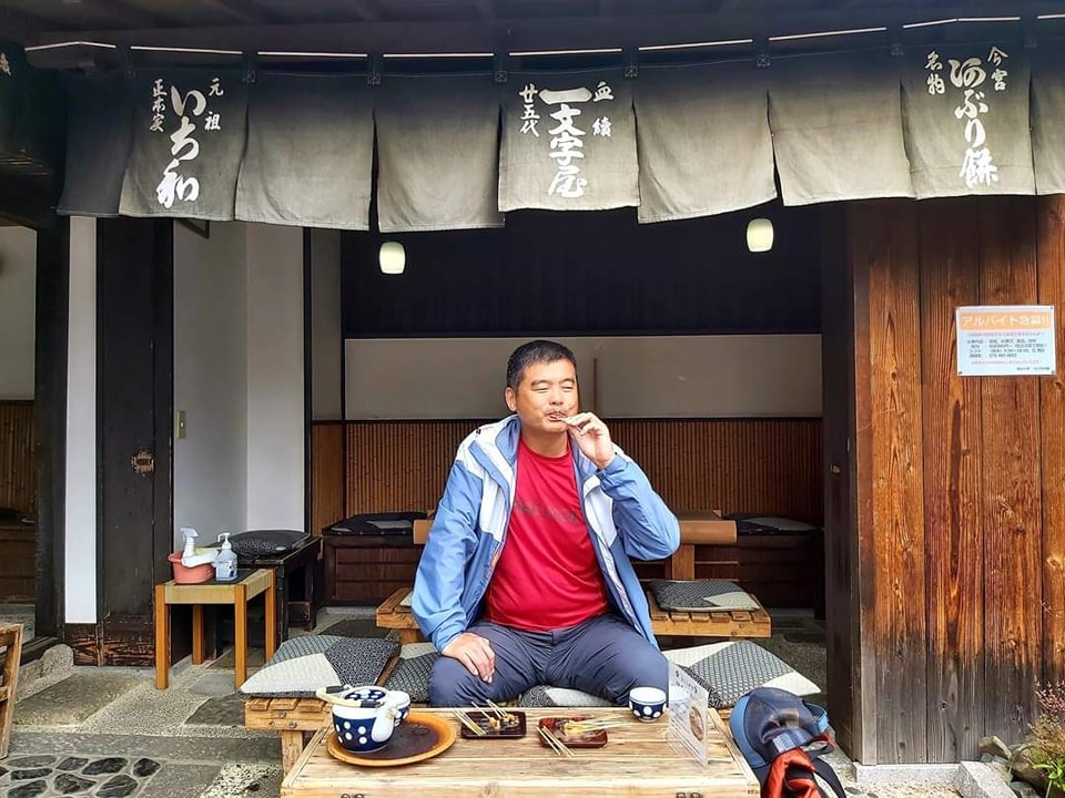 「達人」在臉書粉專分享踩雷經驗,卻被網友嗆翻是自身問題。(翻攝自達人帶路臉書)