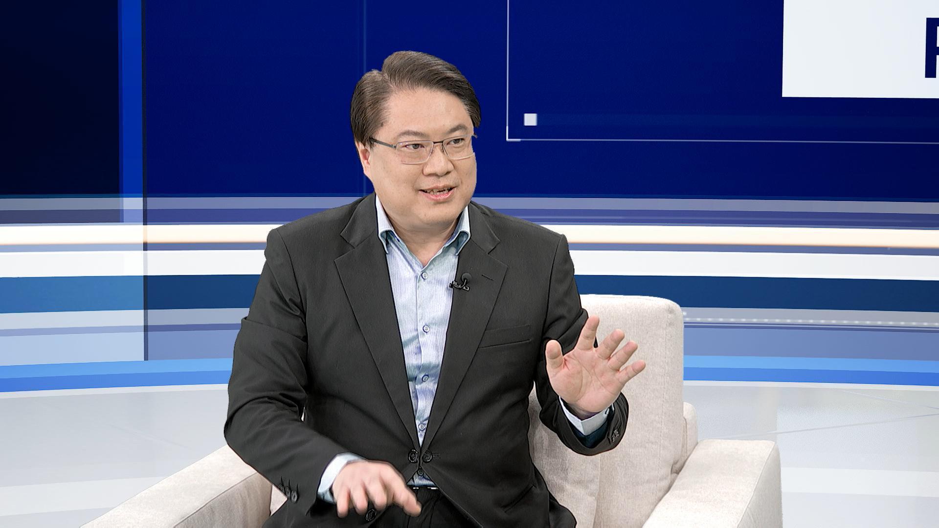 內政部長林右昌接受《鏡新聞調查報告》專訪，也回應近期保二警察任務擴編遭外界質疑。（《鏡新聞調查報告》提供）