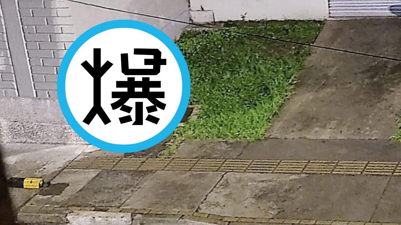這對情侶當街活春宮,讓鄉民跪了!姿勢變化多端而且超持久。(翻自minuto30.com)