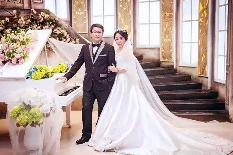 李巧林與蘇建軍不顧外界眼光決定結婚共度一生。（翻攝搜狐新聞）