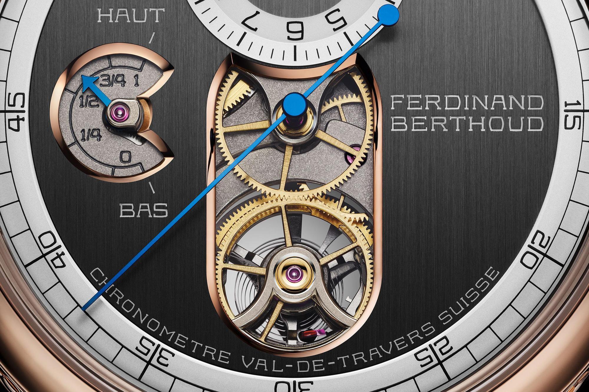 Chronomètre FB 2T為圓殼設計，至於其他包括面盤裝飾、錶殼材質、錶帶顏色等細節，都可接受客訂。