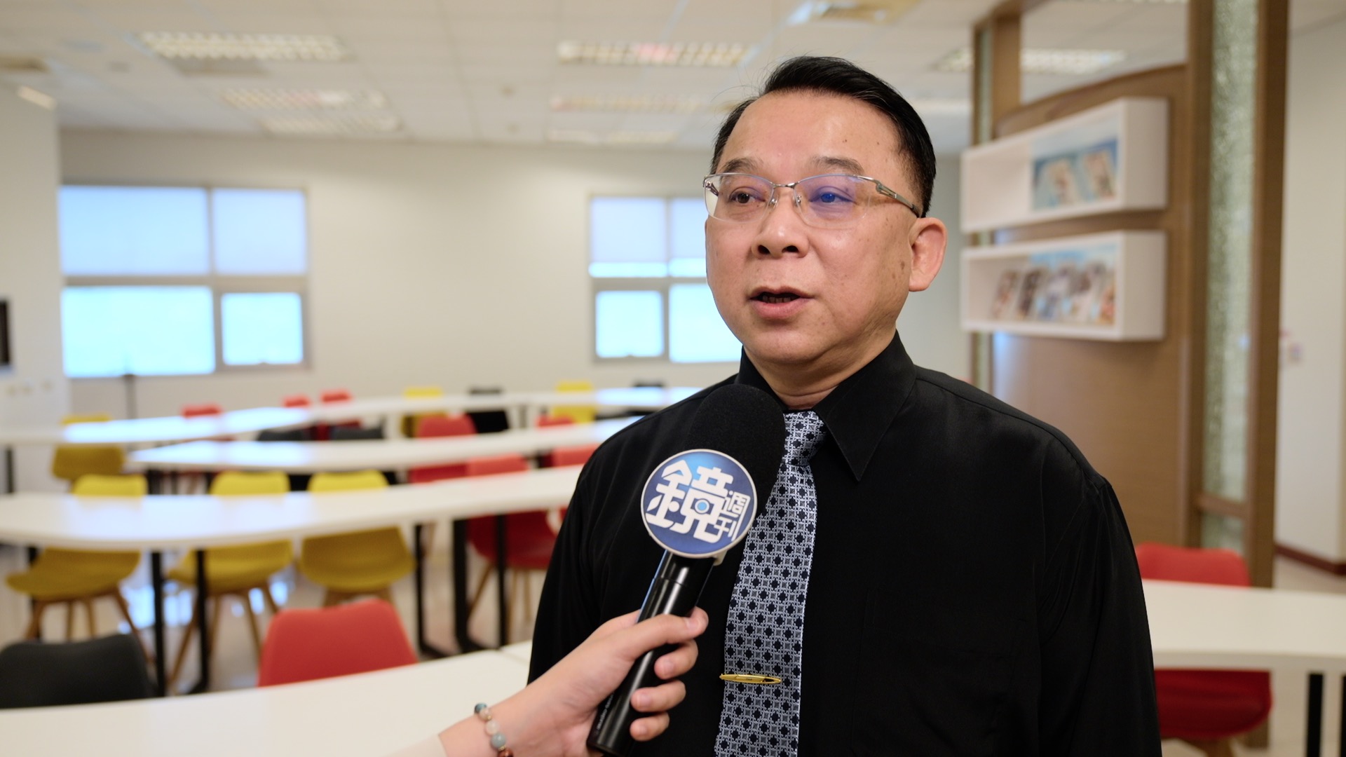 僑光科技大學緊鄰水湳經貿園區，行銷與流通管理系副教授李宏安在該校任教24年，見證該區轉變。他認為該區是台中未來發展的核心區域，能接軌國際，產業發展十分多元。