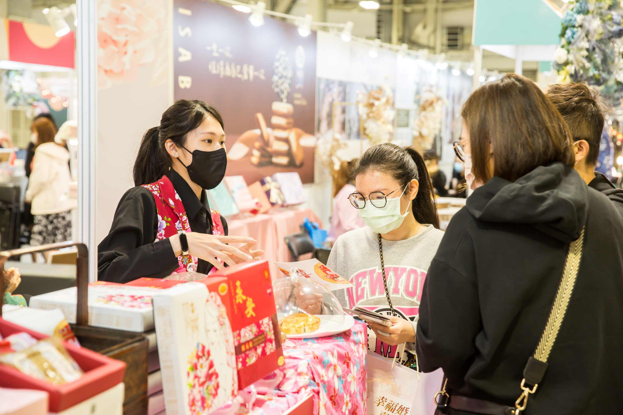 疫情期間幸福產業大幅滑落,疫情一過,永安喜餅便積極參加各種展覽活動,現在客人已經慢慢回流。