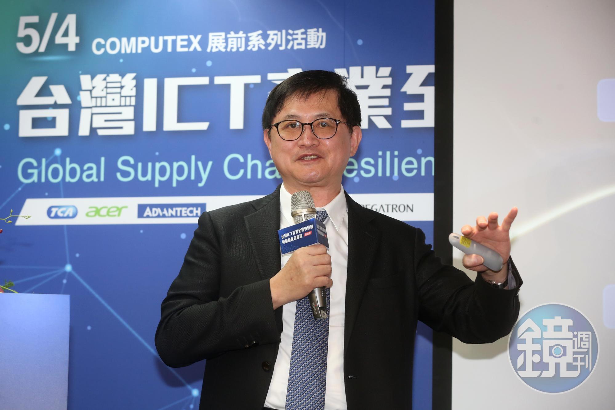 童子賢強調「台灣不缺電」,真正缺的是「不排碳的電」。