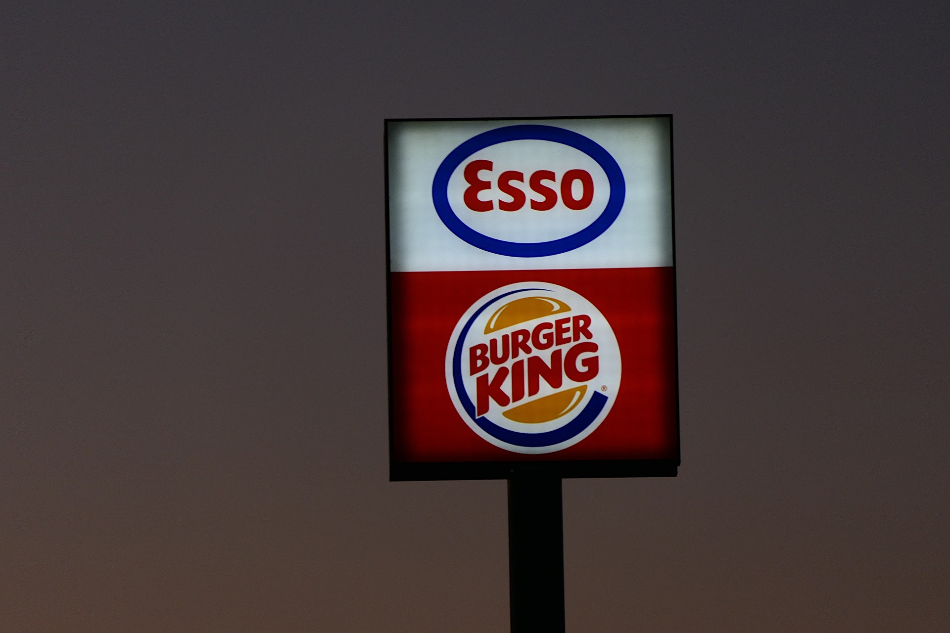 知名速食連鎖店漢堡王，因營運不佳，今年已關閉124家分店。（翻攝自pixabay）