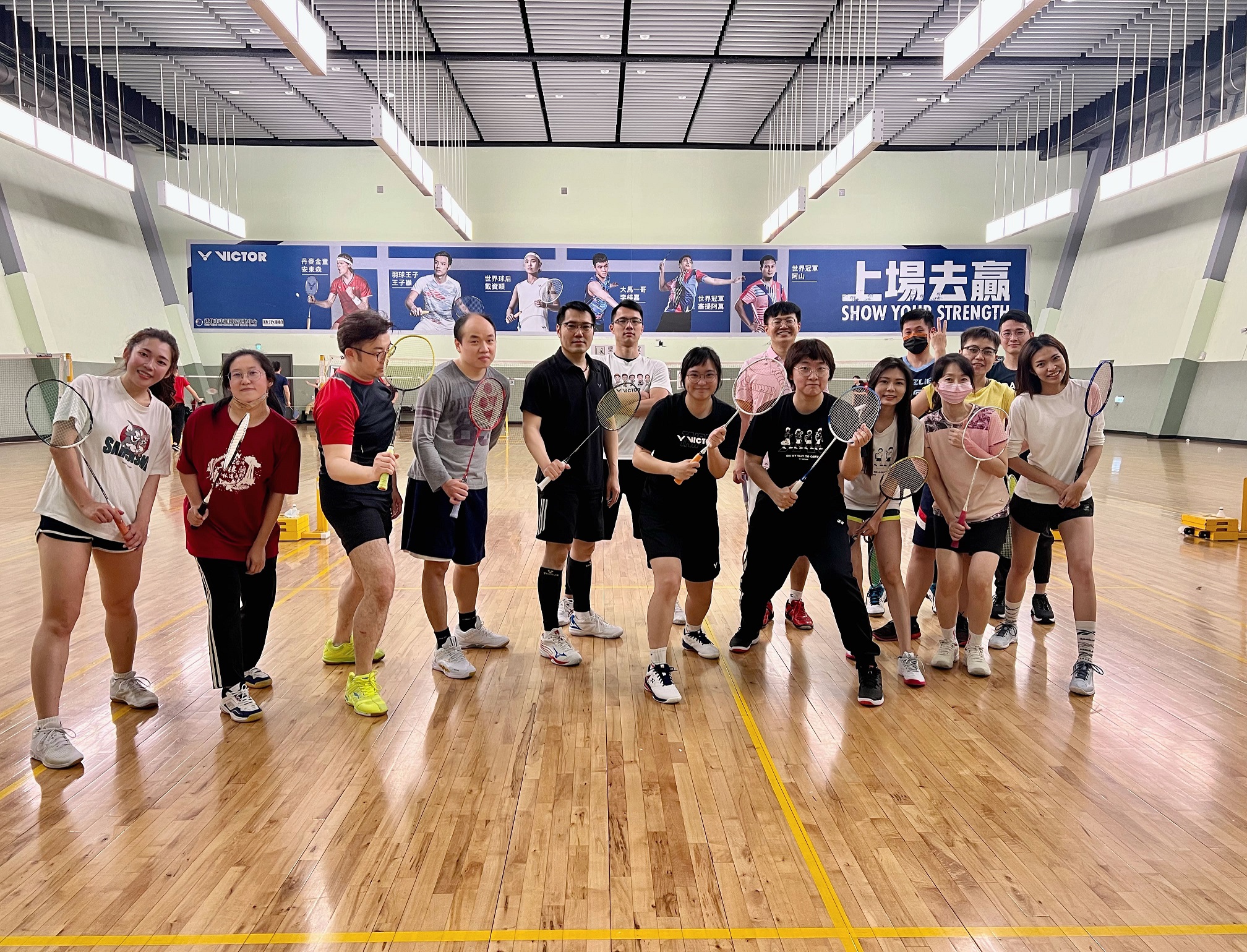 信義房屋有數十個常態運作的社團，新冠疫情緩解後，各運動聯賽今年也紛紛恢復舉辦。（信義房屋提供）