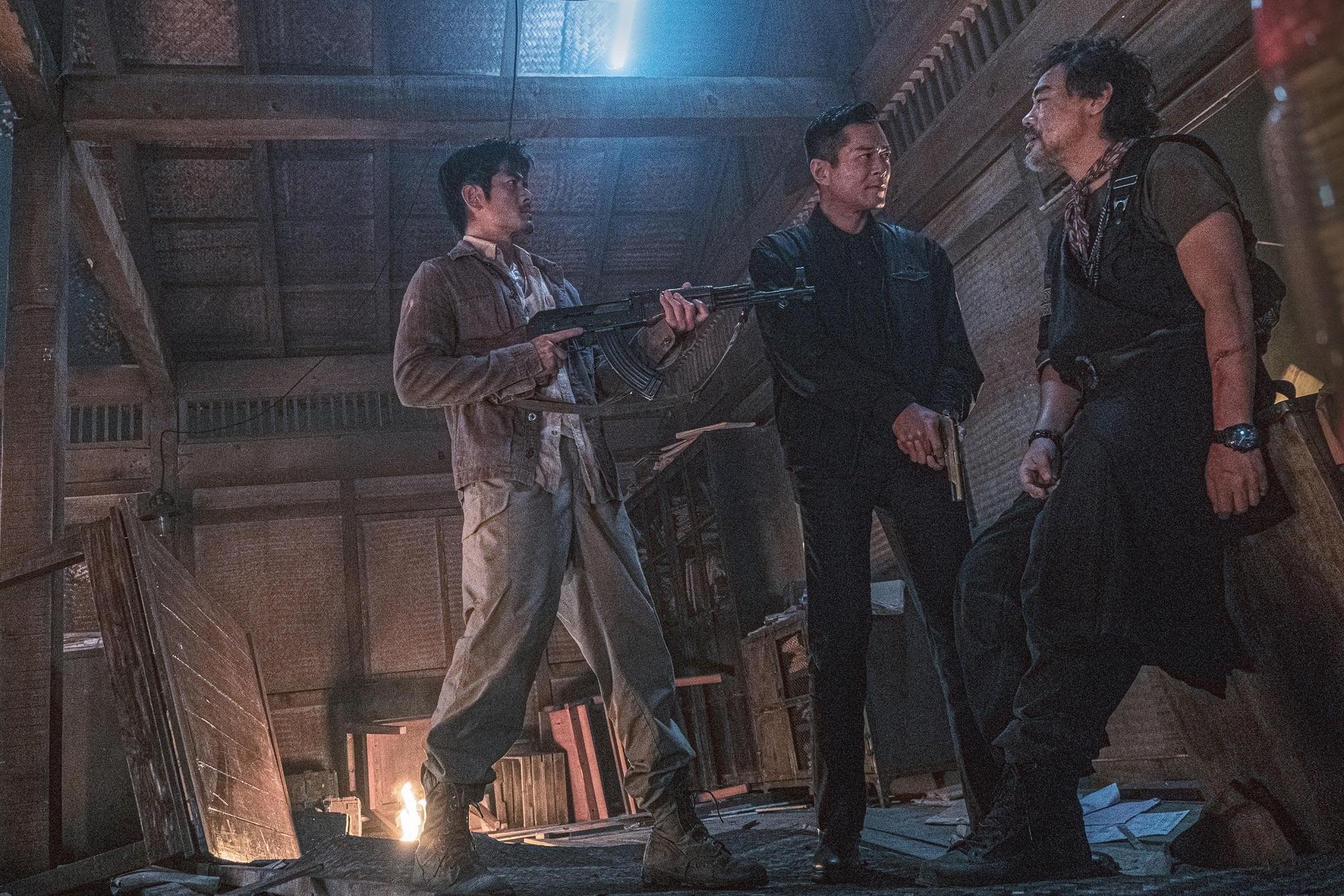 郭富城（左起）、古天樂、劉青雲3位影帝首度同台演出，互飆演技。（華映提供）
