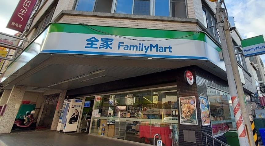 台南永康區一名丁姓超商店員遭女店長夥同外人逼債凌虐後墜樓。（翻攝自Google Maps）