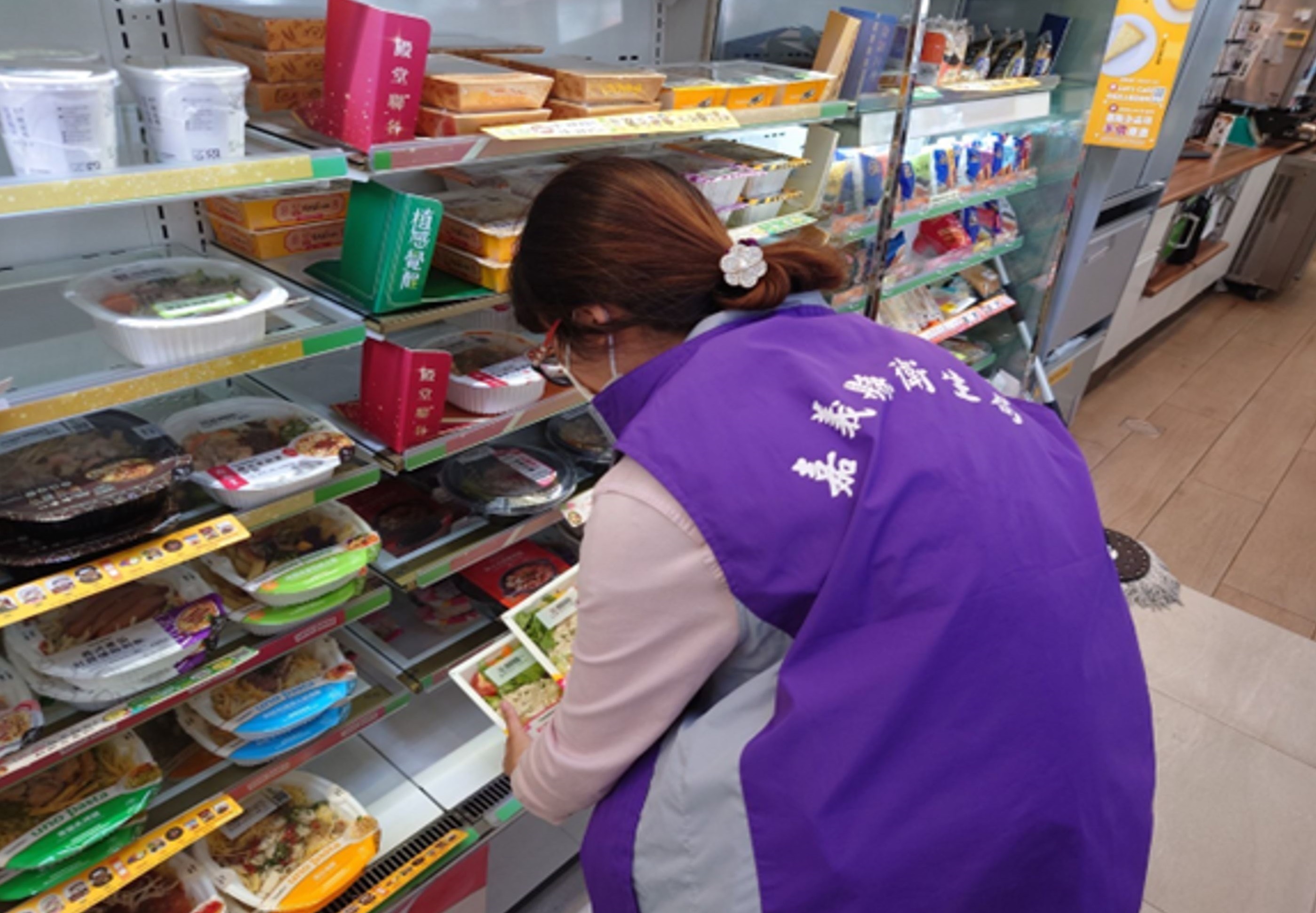 嘉義縣衛生局日前針對即食熟食食品抽驗48件產品。（嘉義縣衛生局提供）