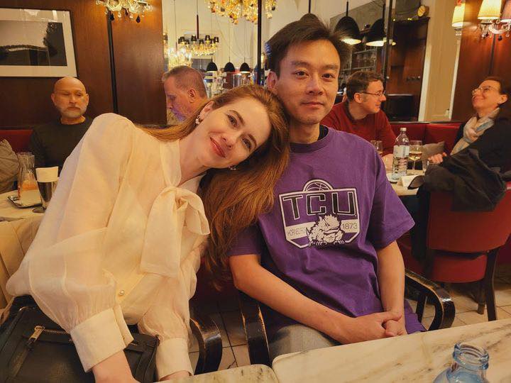 YouTube頻道「不要鬧工作室」創辦人Johnny飛到歐洲拜訪好友，過程中遭到外國人辱罵，要他「滾回中國！」（翻攝自不要鬧 Stop Kiddin' Studio臉書）