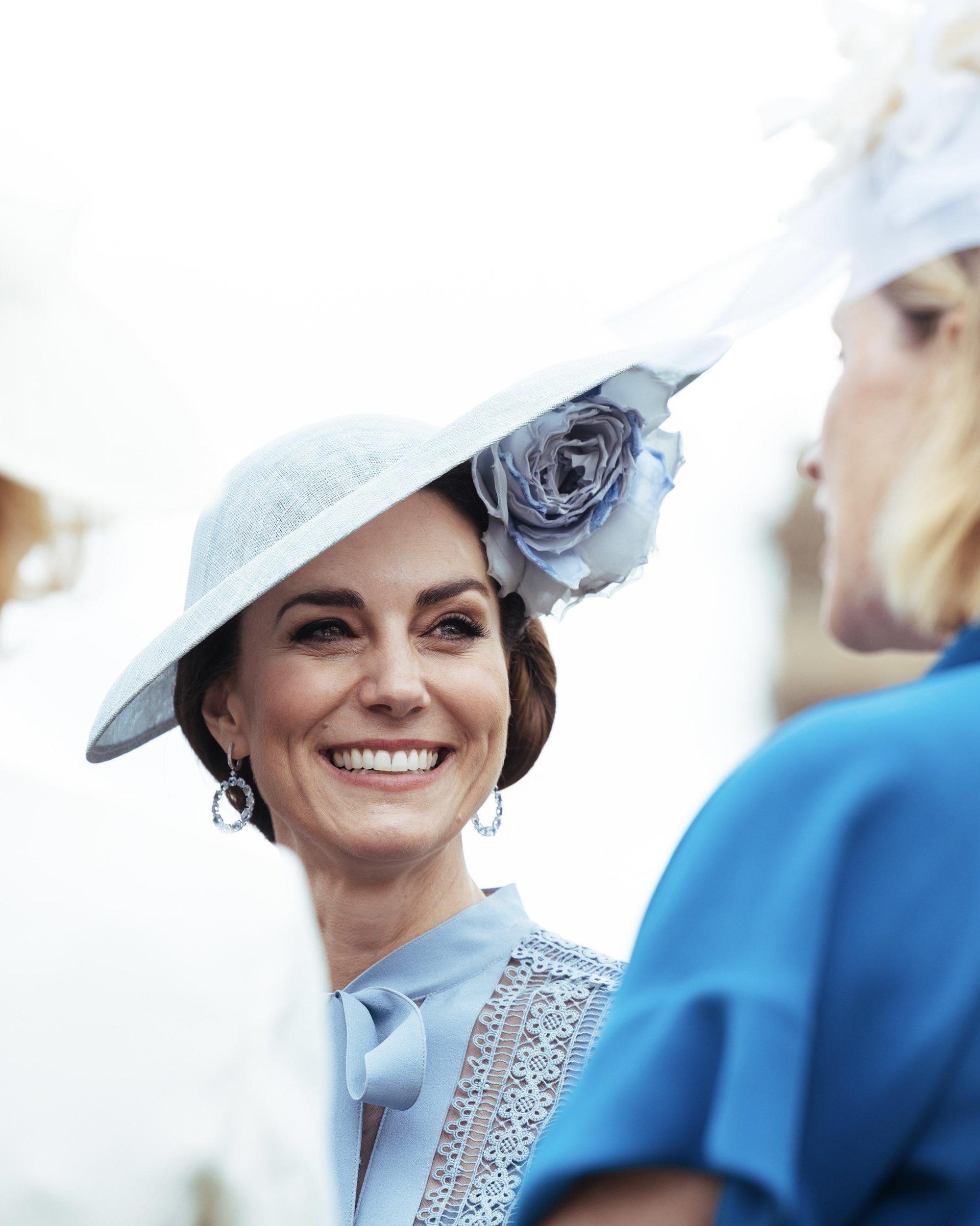 凱特王妃戴了大圓帽,展現優雅。(翻攝princeandprincessofwales IG)