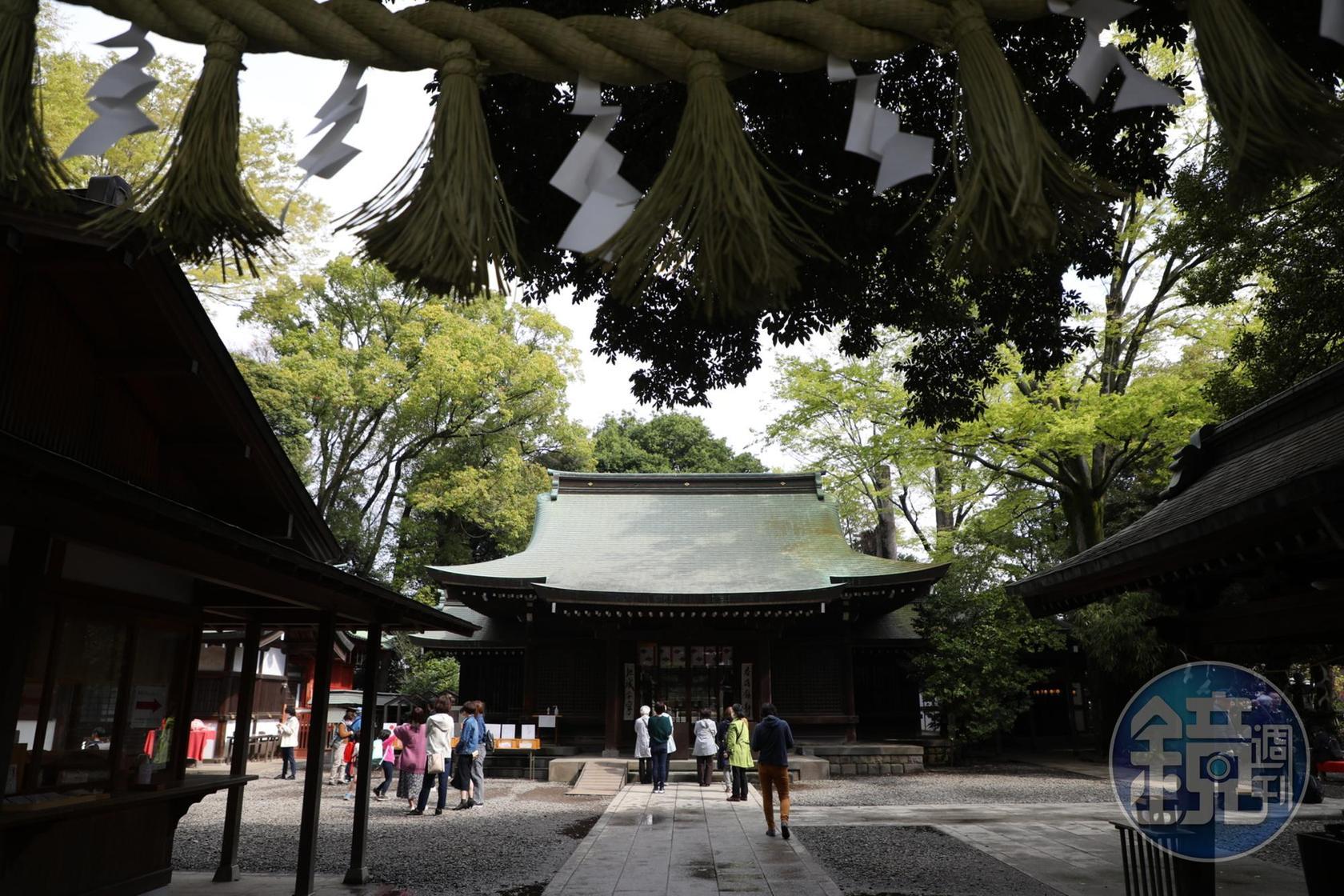 冰川神社被當地人稱為「結緣神社」。