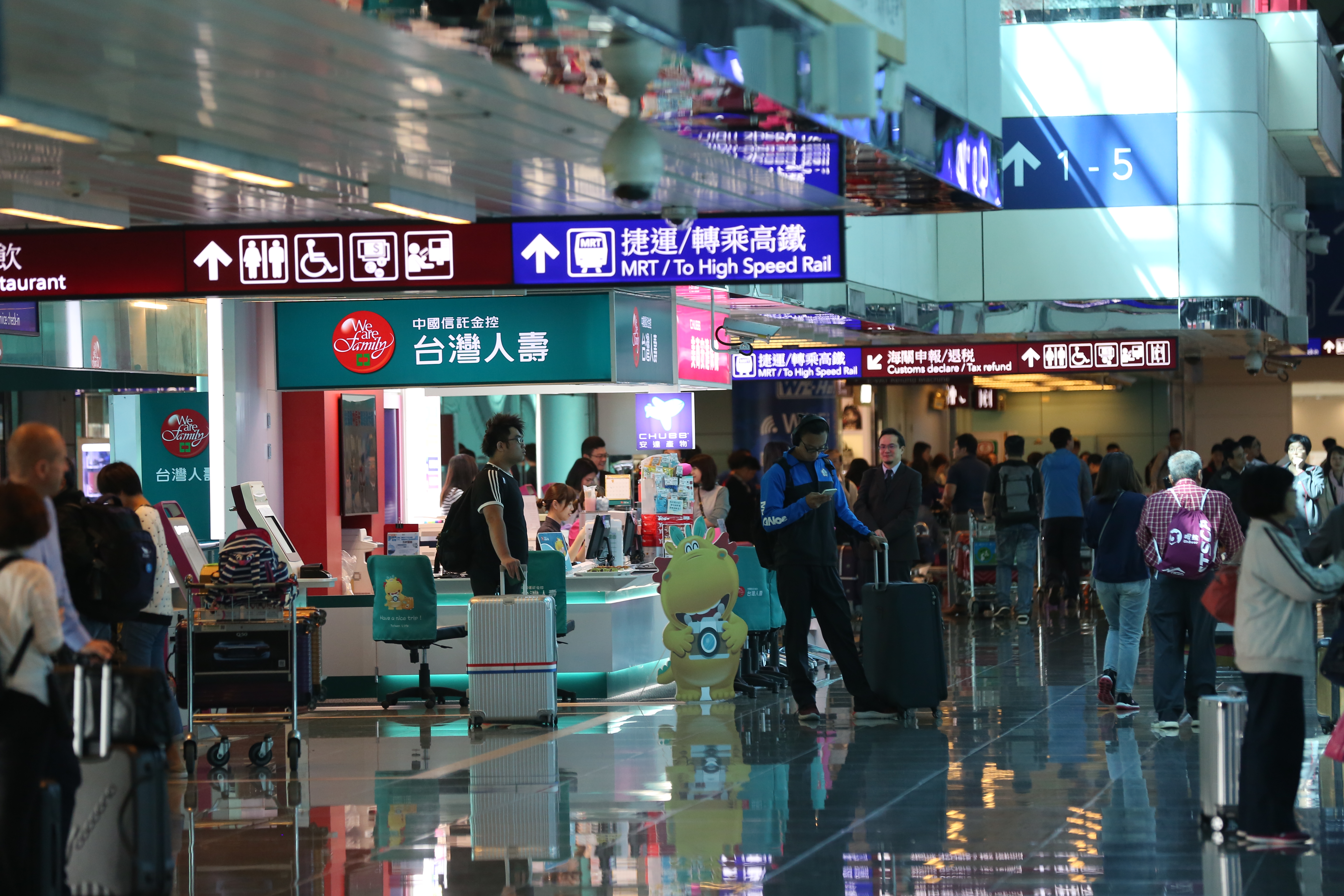 國內外逐漸解封，旅平險業績也跟著大增。