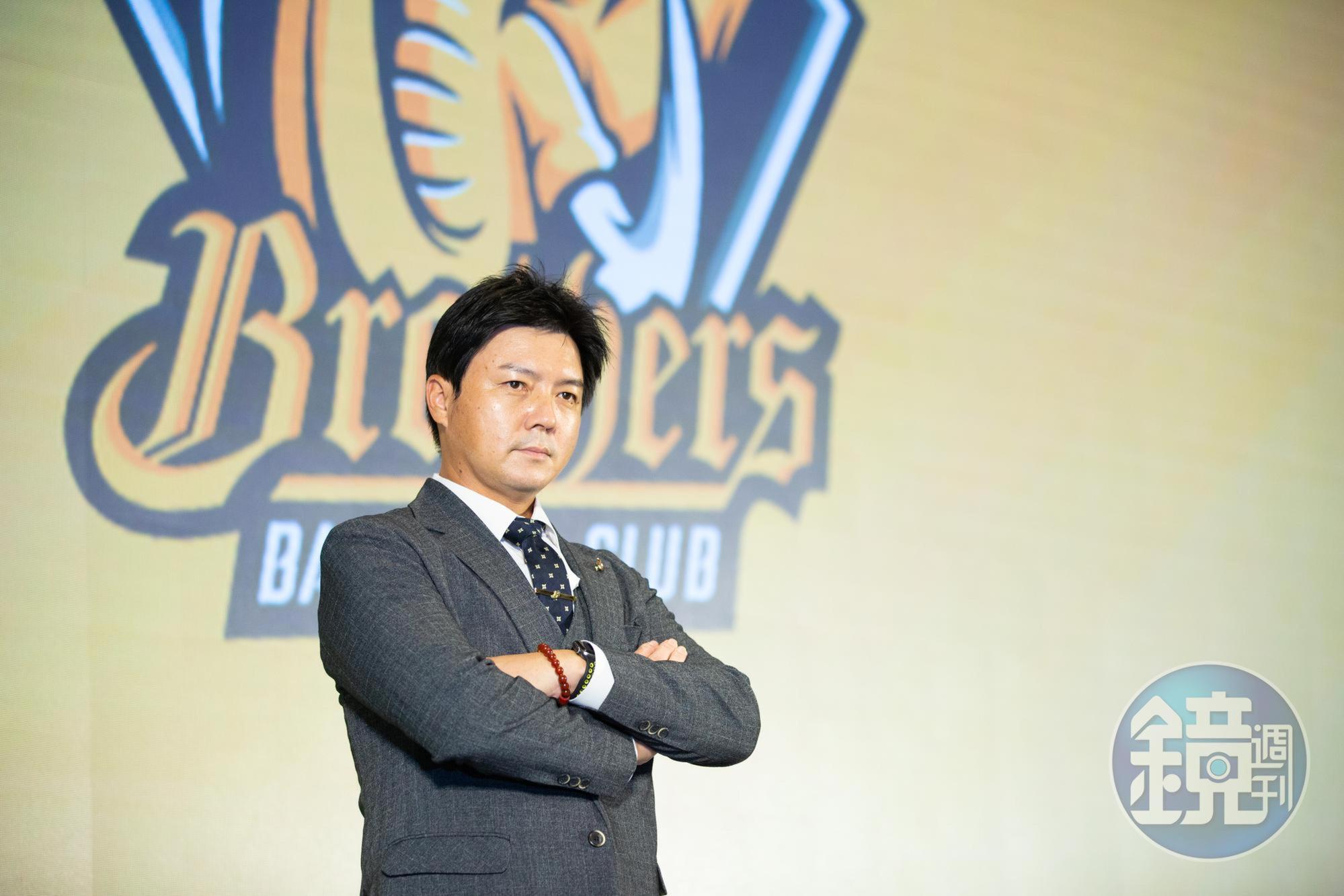 中信兄弟球團昨晚拋出震撼彈,宣布林威助(圖)總教練職務改由「恰恰」彭政閔接替。(本刊資料照)