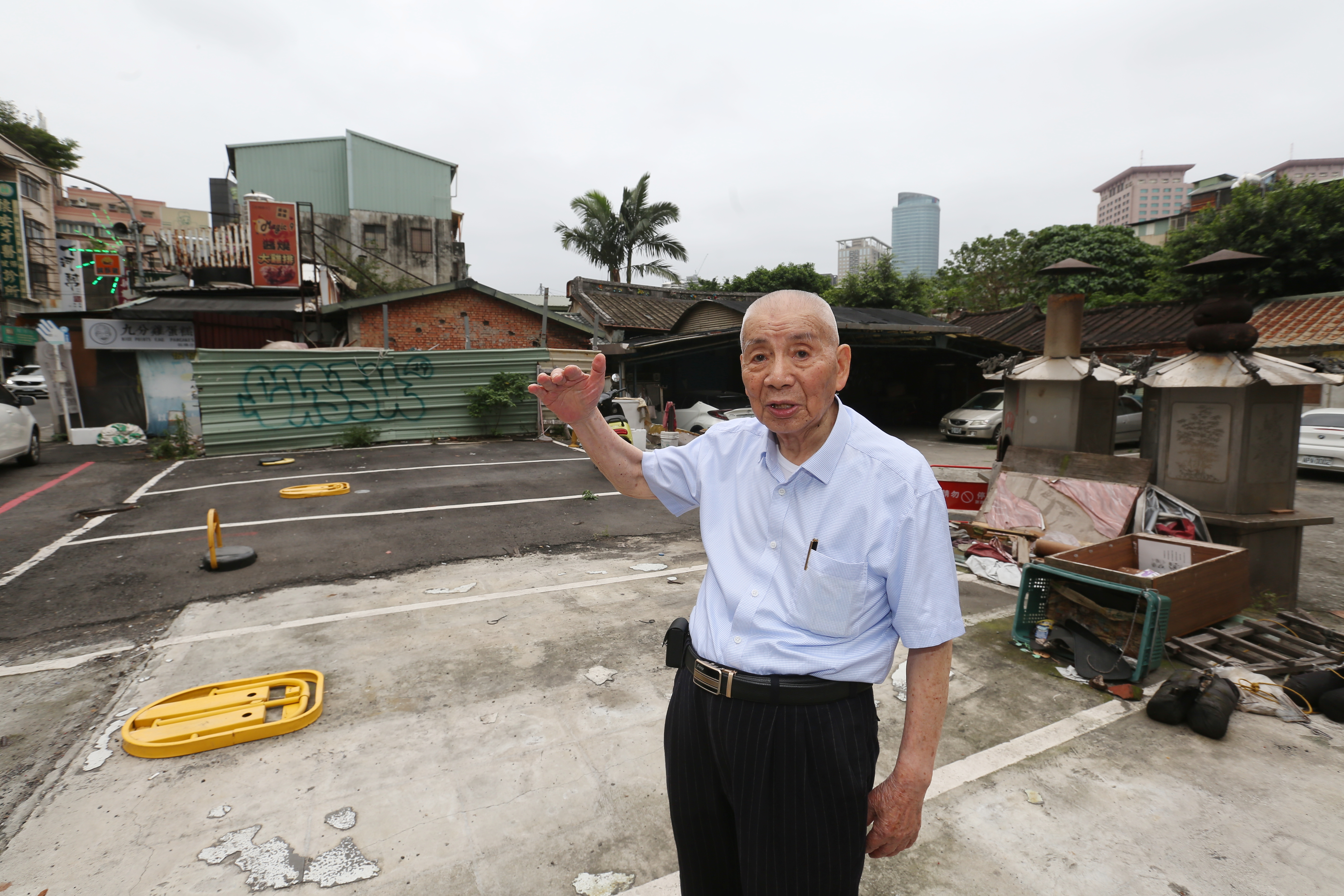 余雲烈靠買賣土地致富，卻意外栽在板橋土地都更案。