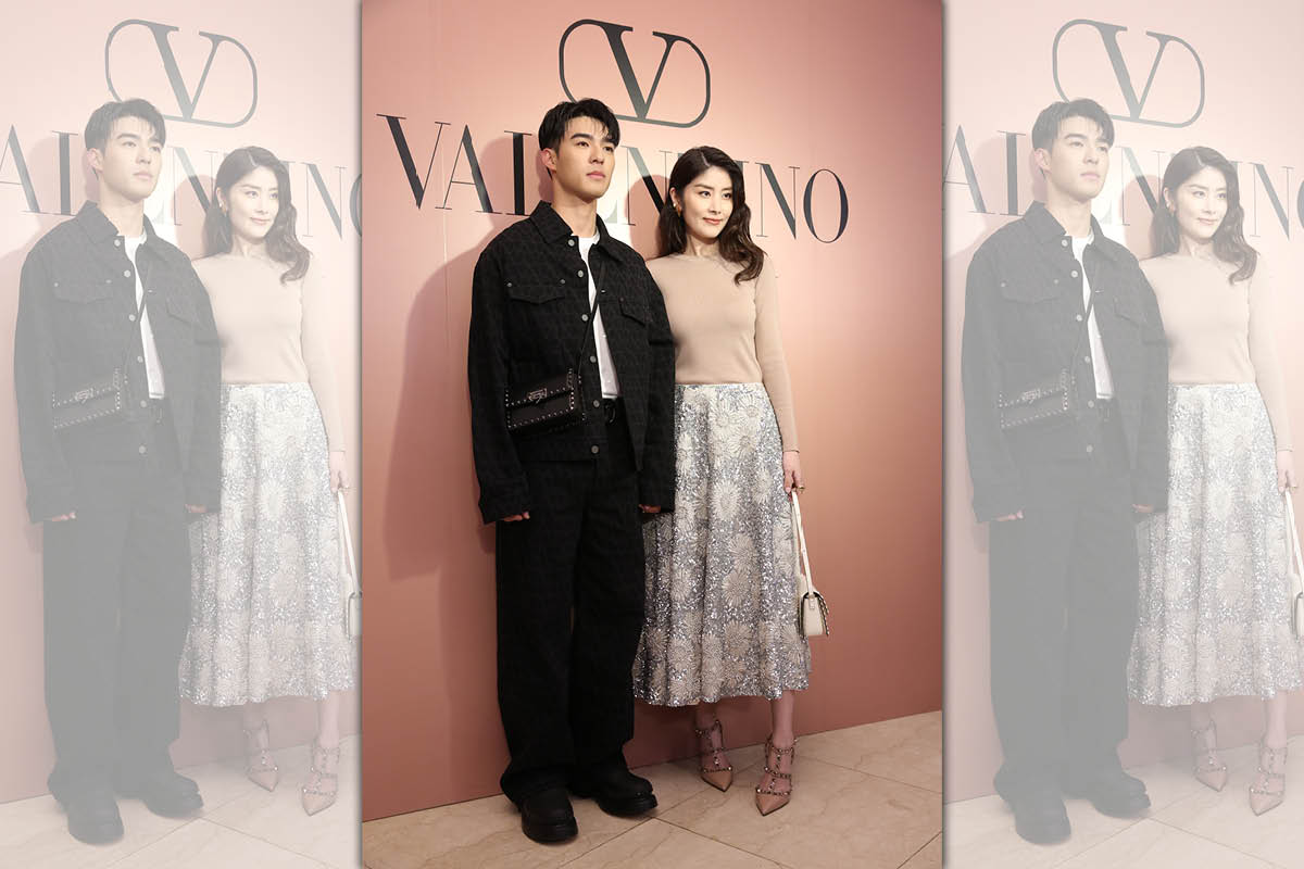 陳昊森（左）直挺挺站在陳慧琳（右）身旁，很有逗趣感。