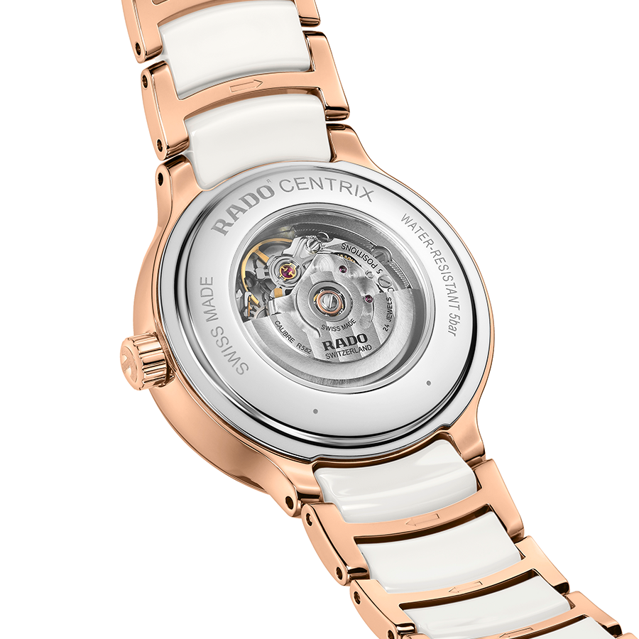 RADO Centrix的30.5mm版本，搭載了小錶徑女錶中少見的機械機芯，而且還具備Nivachron™抗磁游絲，在性能上優於其他同價位帶的女錶。