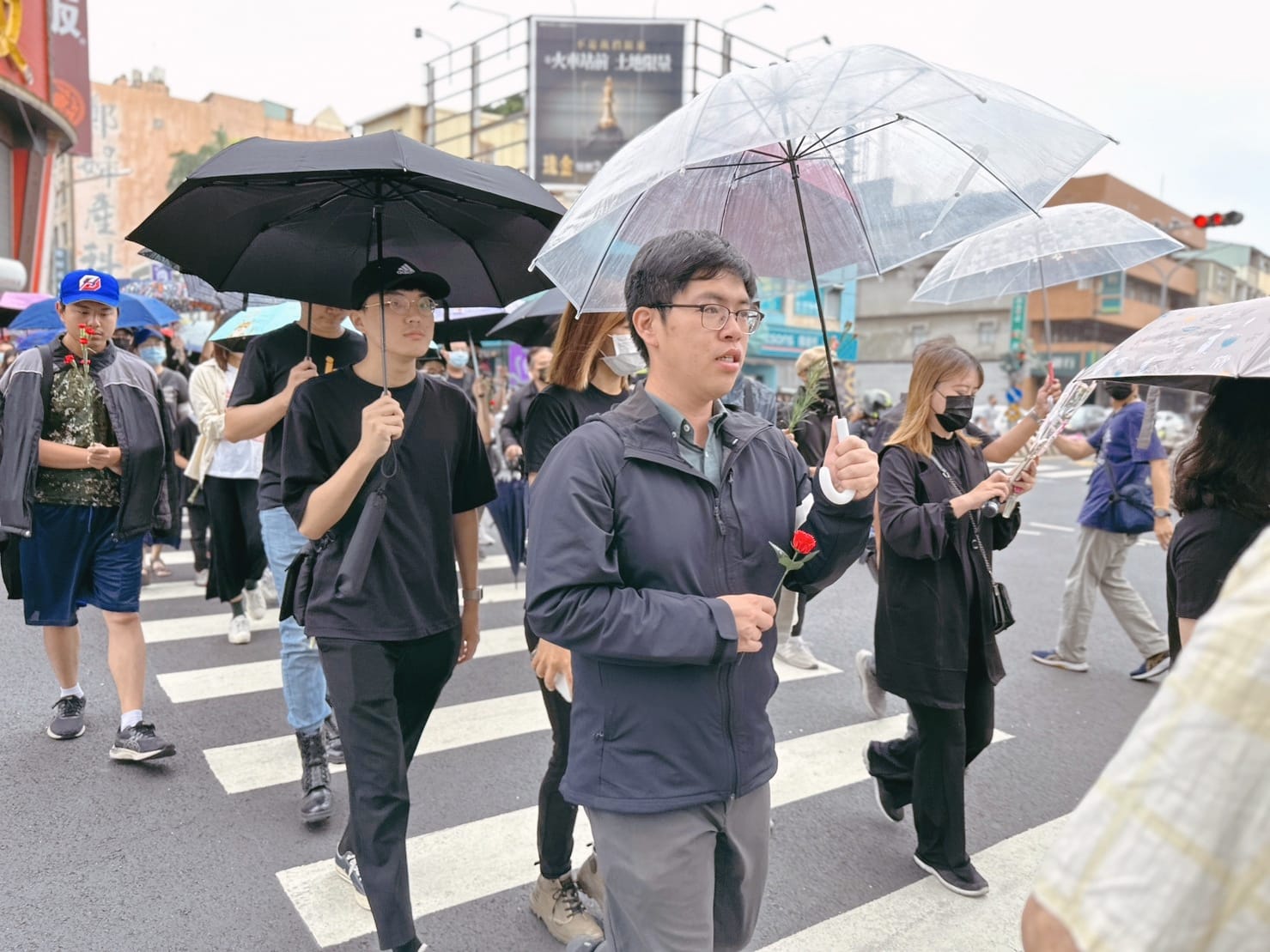 全台7縣市響應「行人安全大富翁」串聯快閃活動，圖為台南活動現場。（翻攝自議員周嘉韋臉書）