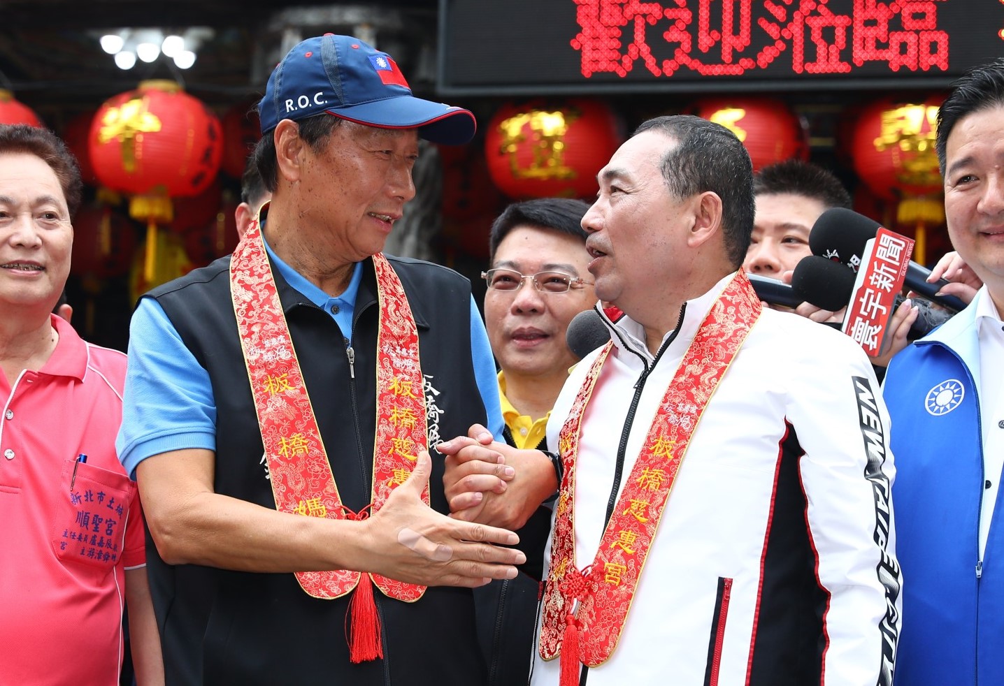 矢板明夫認為，郭台銘和侯友宜的提名問題若沒處理好，可能釀成國民黨的分裂。