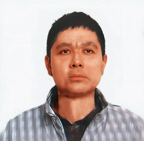 2016 年 曾國緯2016年因案再次被警方逮捕，膚色變白，臉型拉長，眼睛雙眼皮變明顯，連身高都多了2公分，與過去判若兩人。