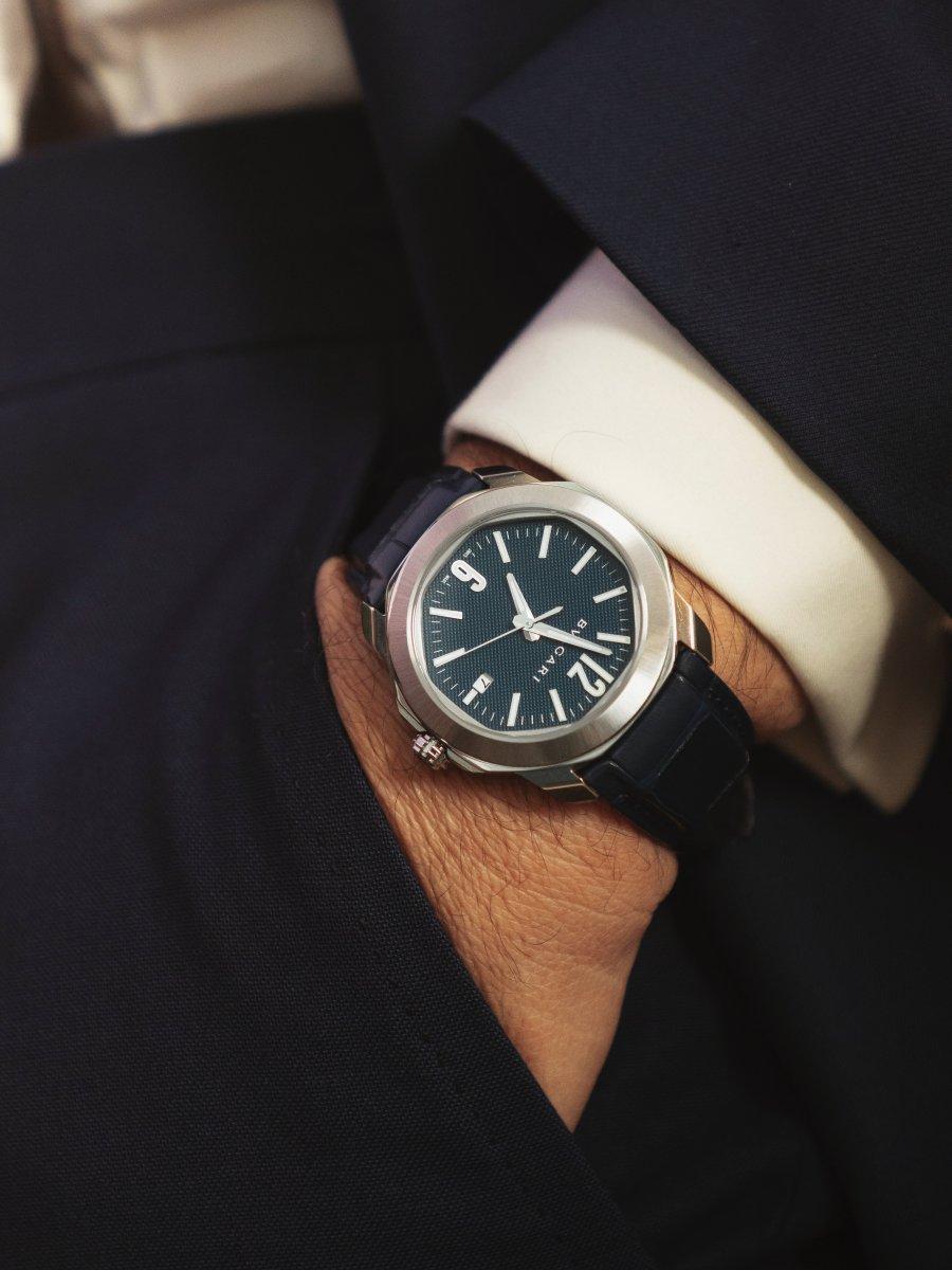 BVLGARI Octo Roma Automatic 結合似圓非圓的八角錶殼與切面錶耳結構，但修飾得更加圓滑。搭載BVL191機芯，動力儲存42小時。精鋼材質，錶徑41mm，防水100米。附錶帶快拆系統，可自行更換鍊帶或皮帶。 功能：時、分、秒指示；日期顯示 機芯：自動上鏈機芯 定價約NT$218,600。