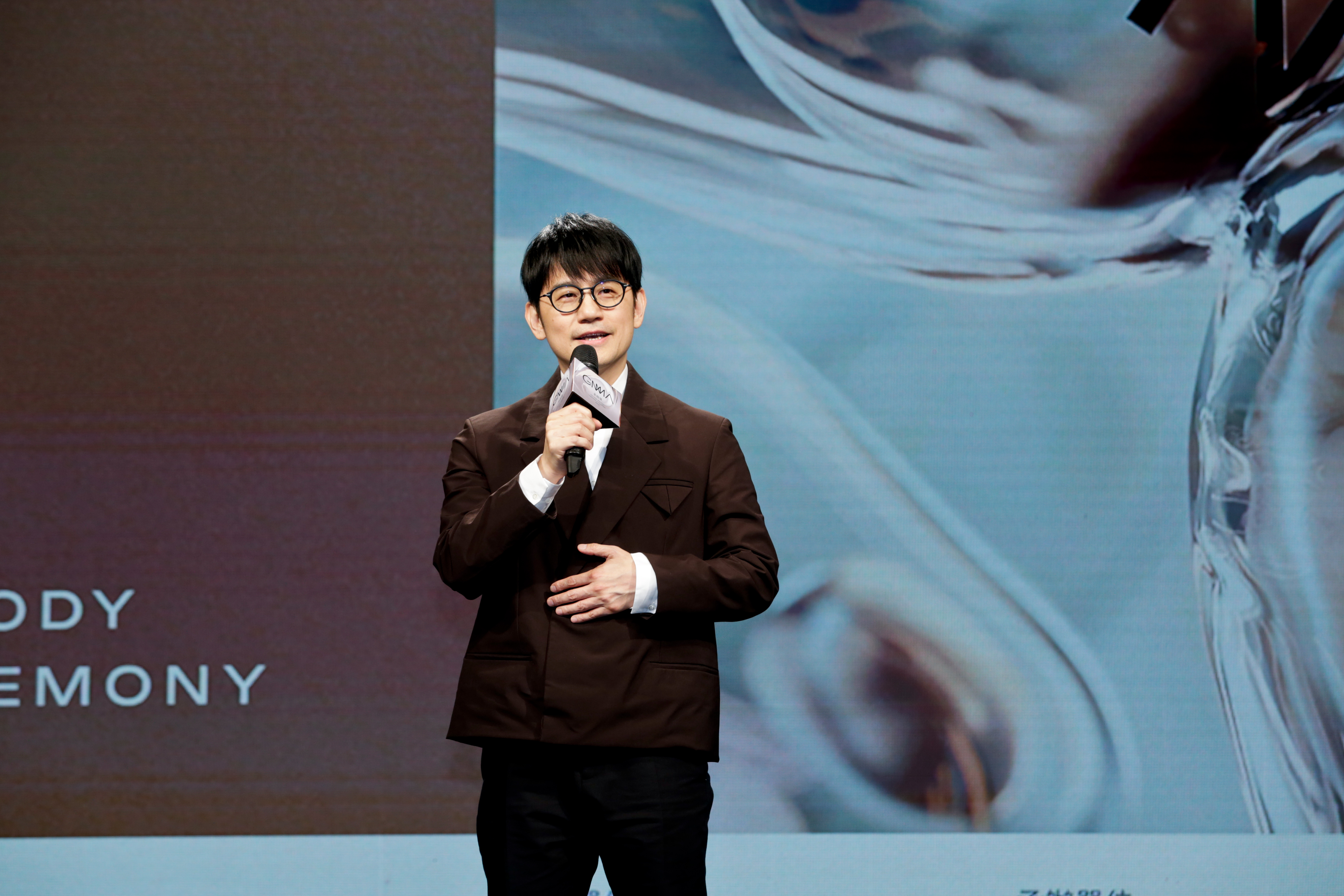 第34屆金曲獎評審團主席由音樂人陳建騏出任。