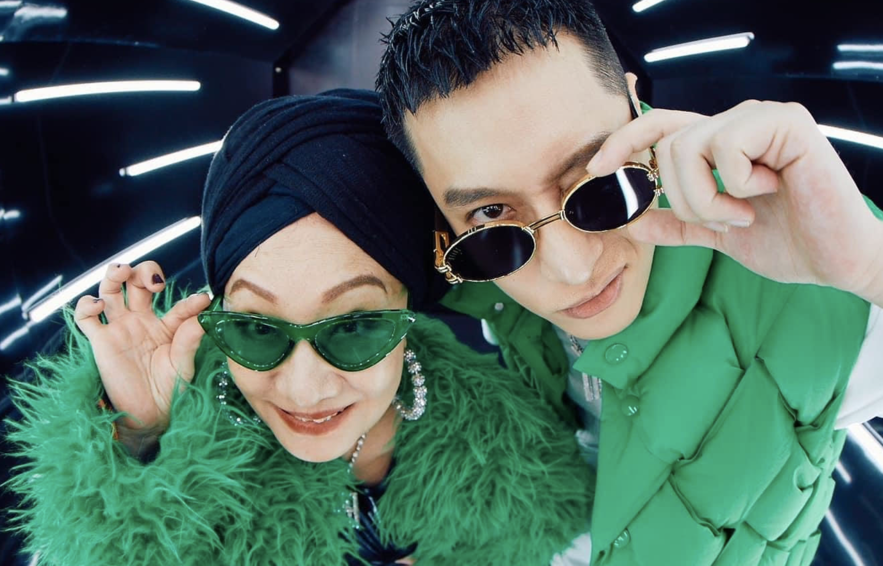 周湯豪為母親比莉製作兩首單曲，讓出道55年的她首度前進金曲獎。（圖／翻攝自周湯豪臉書）