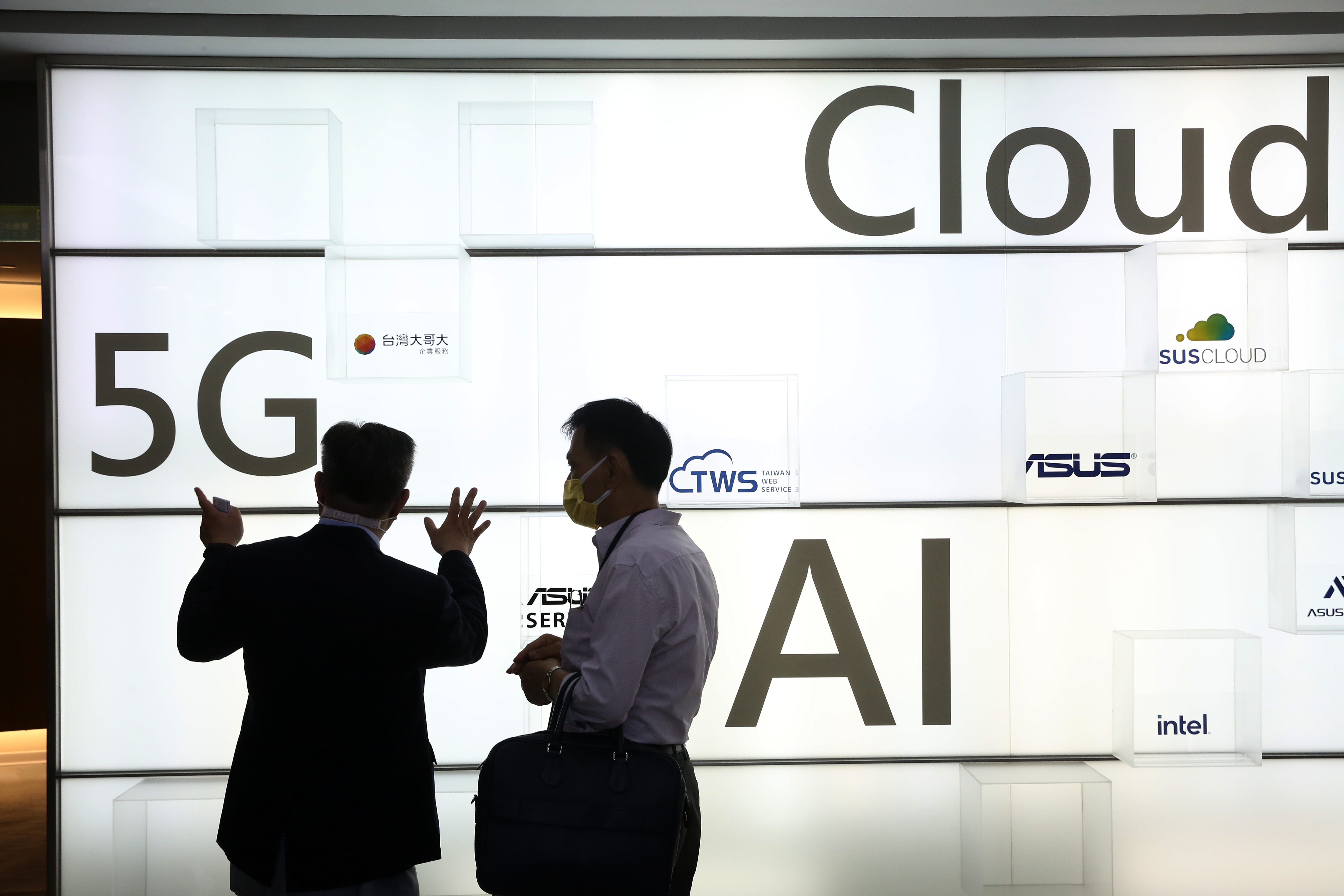 台智雲鎖定企業AI算力，發表摩爾摩沙大模型。