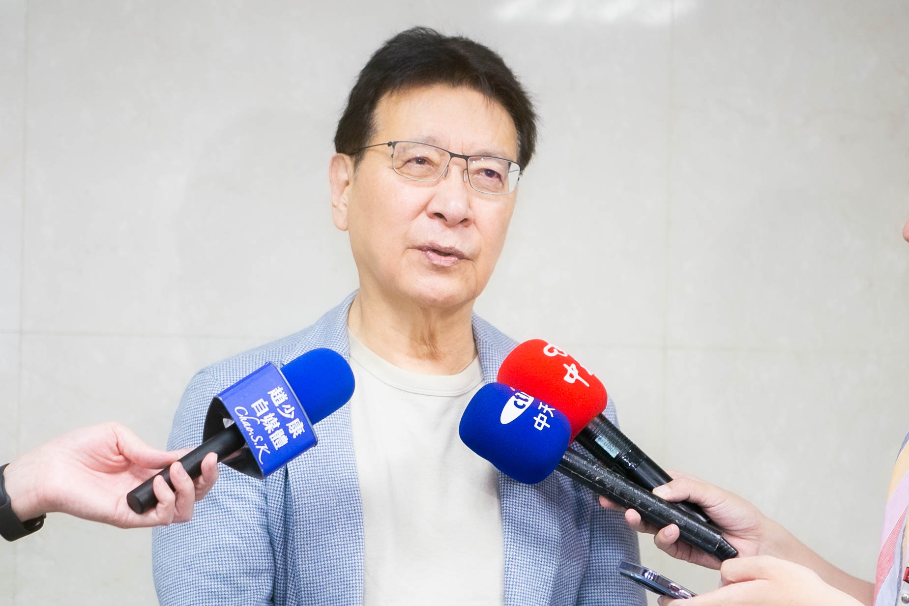 國民黨確定徵召侯友宜角逐2024，不過趙少康不解表示，「繞一圈」最後還是選擇侯，「最厲害的精算師（朱立倫）到底算了個什麼？」（趙少康辦公室提供）