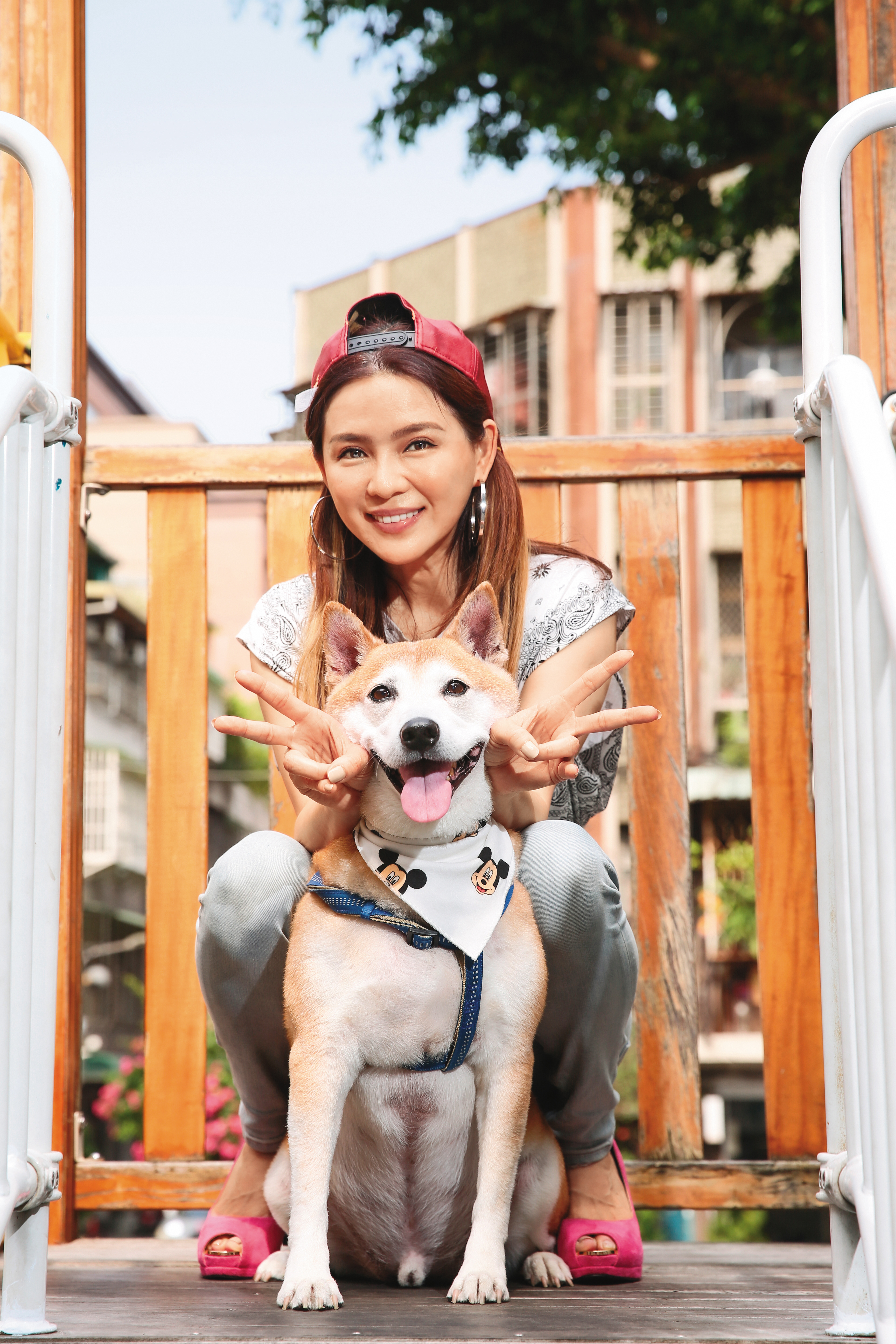 胡嘉愛與愛犬Tomo從美國返台定居,但Tomo水土不服讓她很困擾。