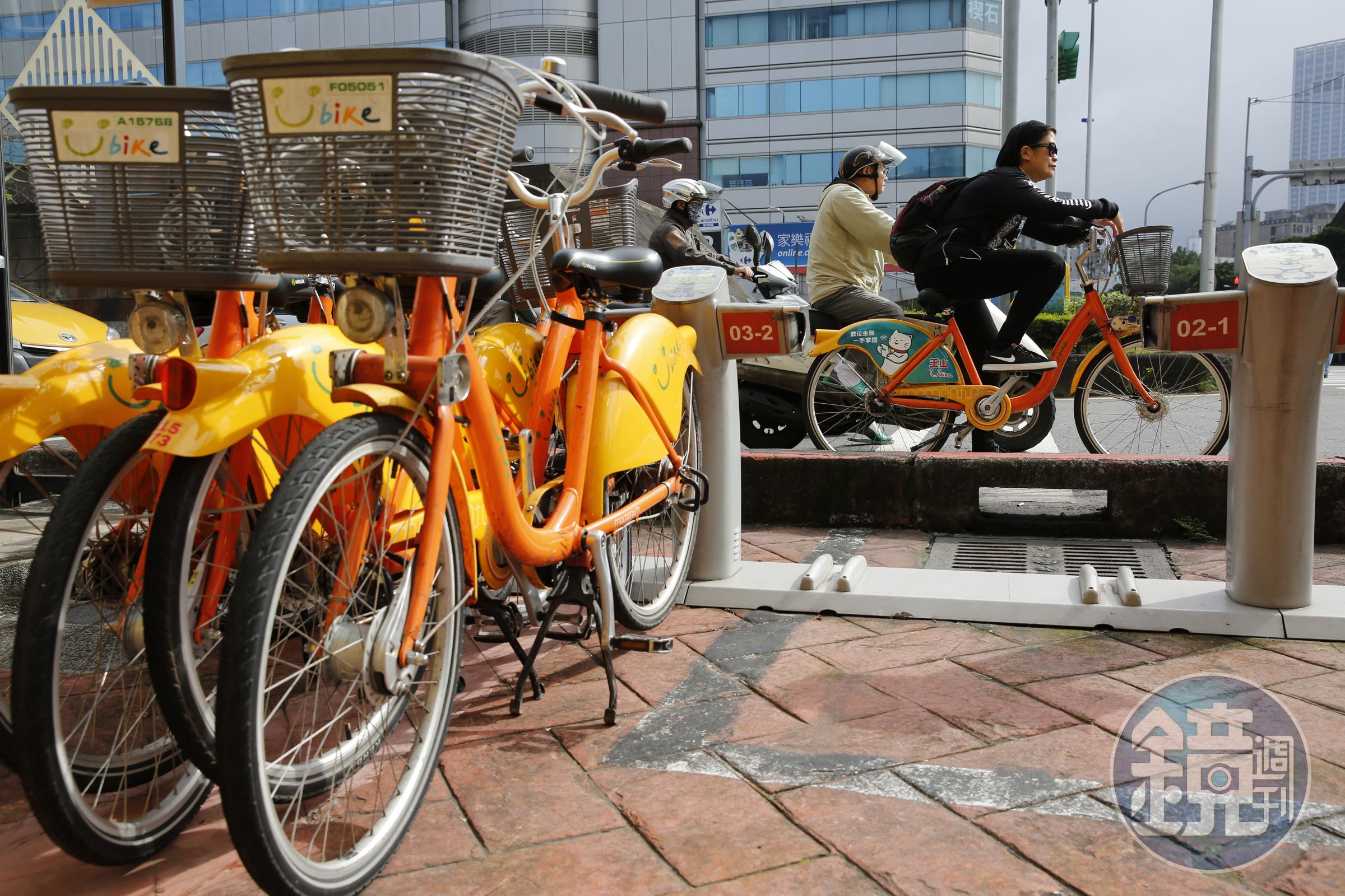 YouBike系統日前遭到境外連線攻擊，導致2.1萬會員的個資外洩。（本刊資料照）
