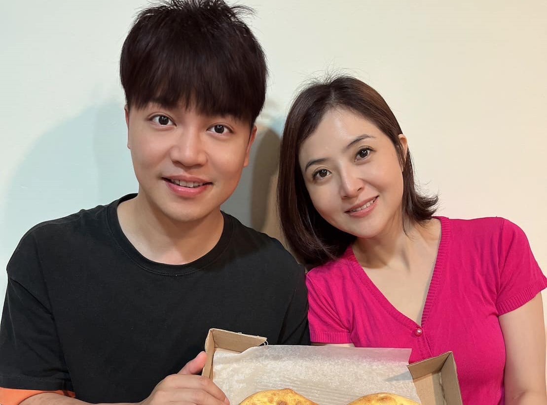 李亮瑾和張峰奇三年拚生兩胎。（翻攝自臉書）