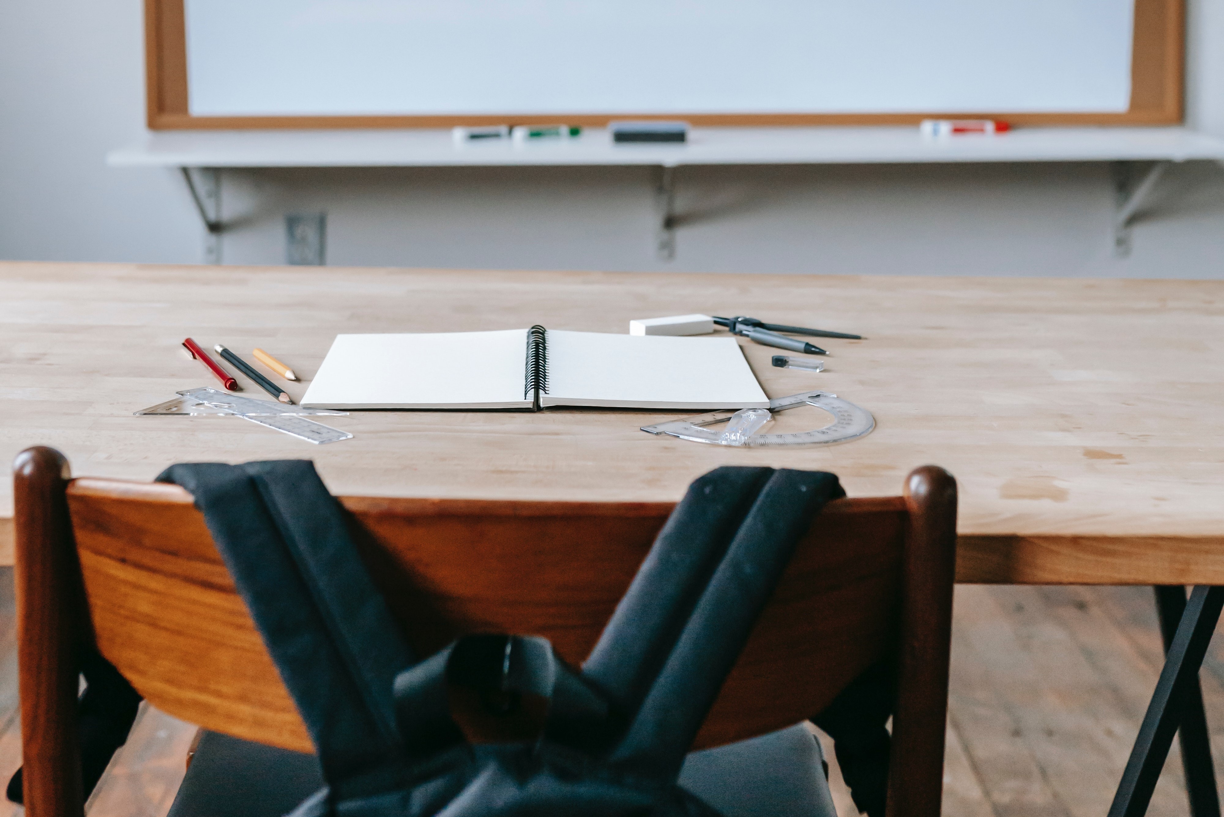 賴姓高中生畢業前夕意外身亡，令老師及同學震驚不捨。（示意圖，翻攝Pexels）