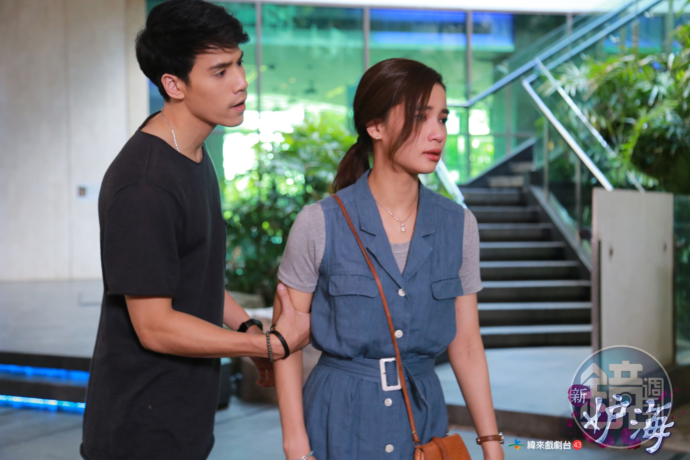 Jes（左）與Vill合作《新妒海》假戲真做，戲中虐戀的兩人戲外也成情侶。（緯來戲劇台提供）
