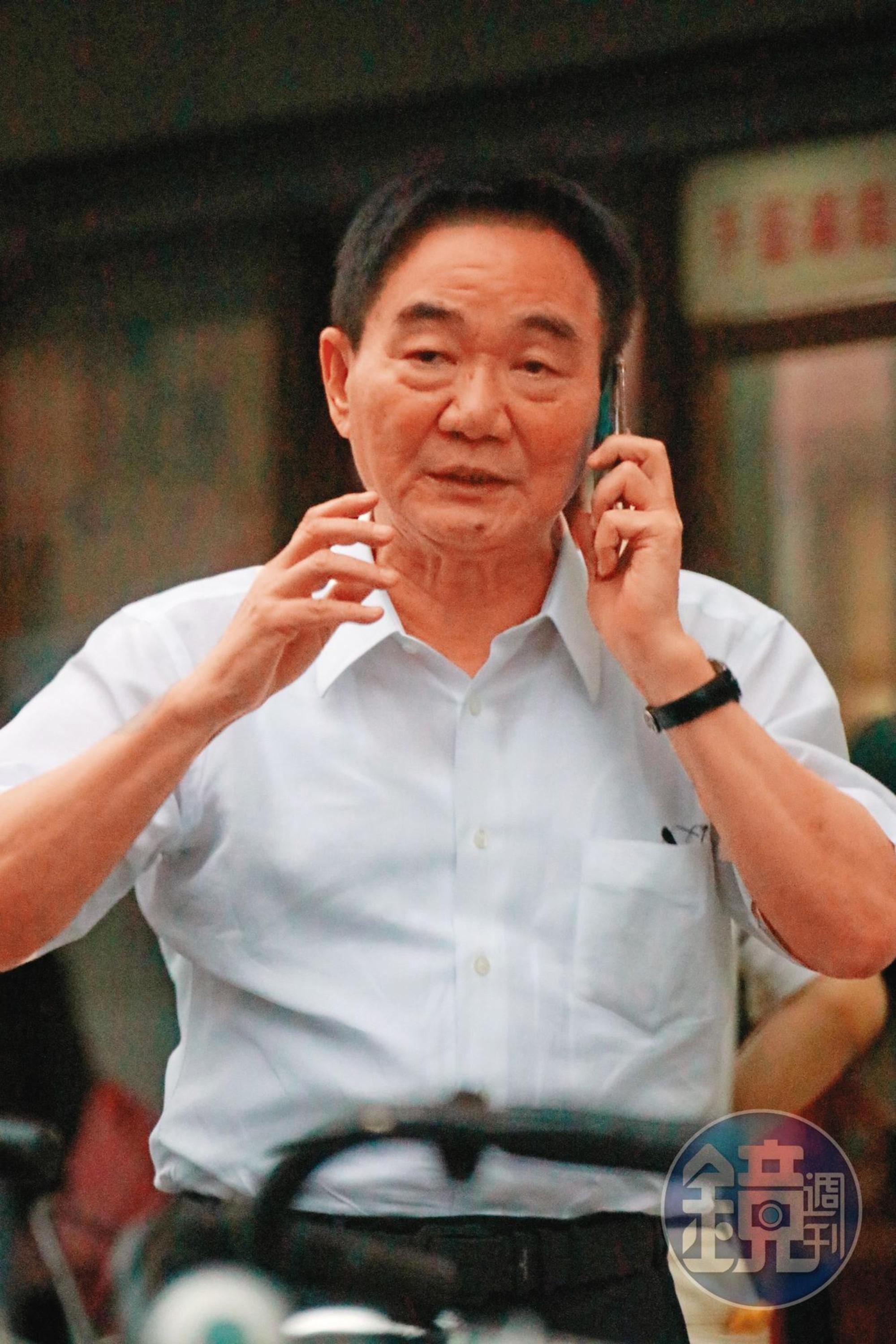 鄭文逸也是大同前十大股東,僅派人擔任董事,負責與各方協調。