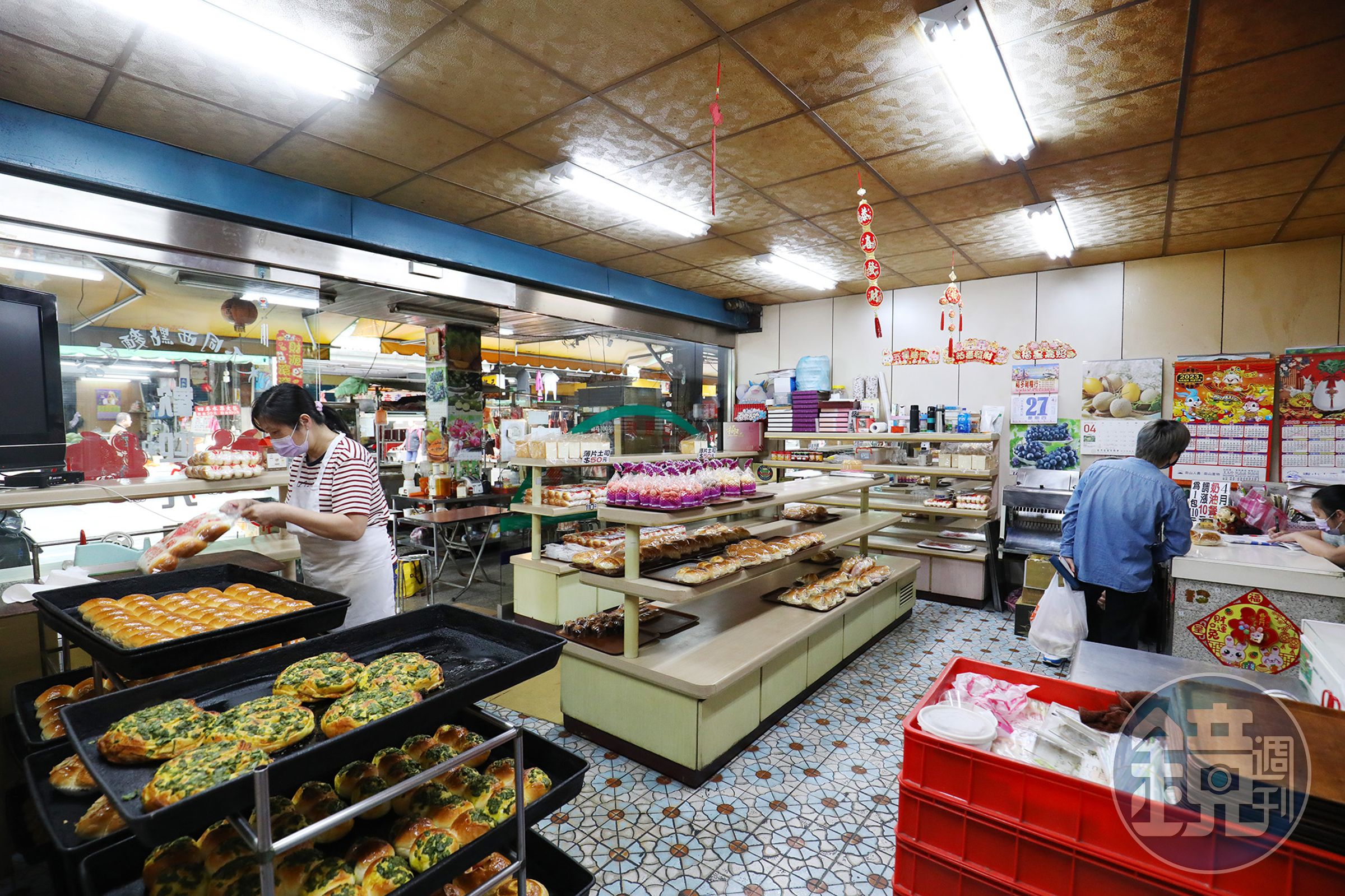 大不同西點麵包店主要賣的是台式古早味麵包。