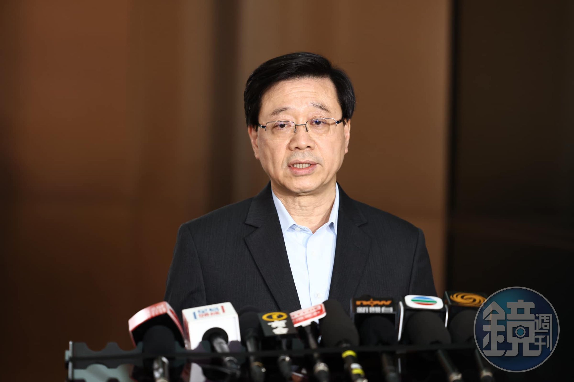 針對〈願榮光歸香港〉禁播一事,香港特首李家超稱尊重司法,且港府有責任維護國家安全。(翻攝自李家超臉書)