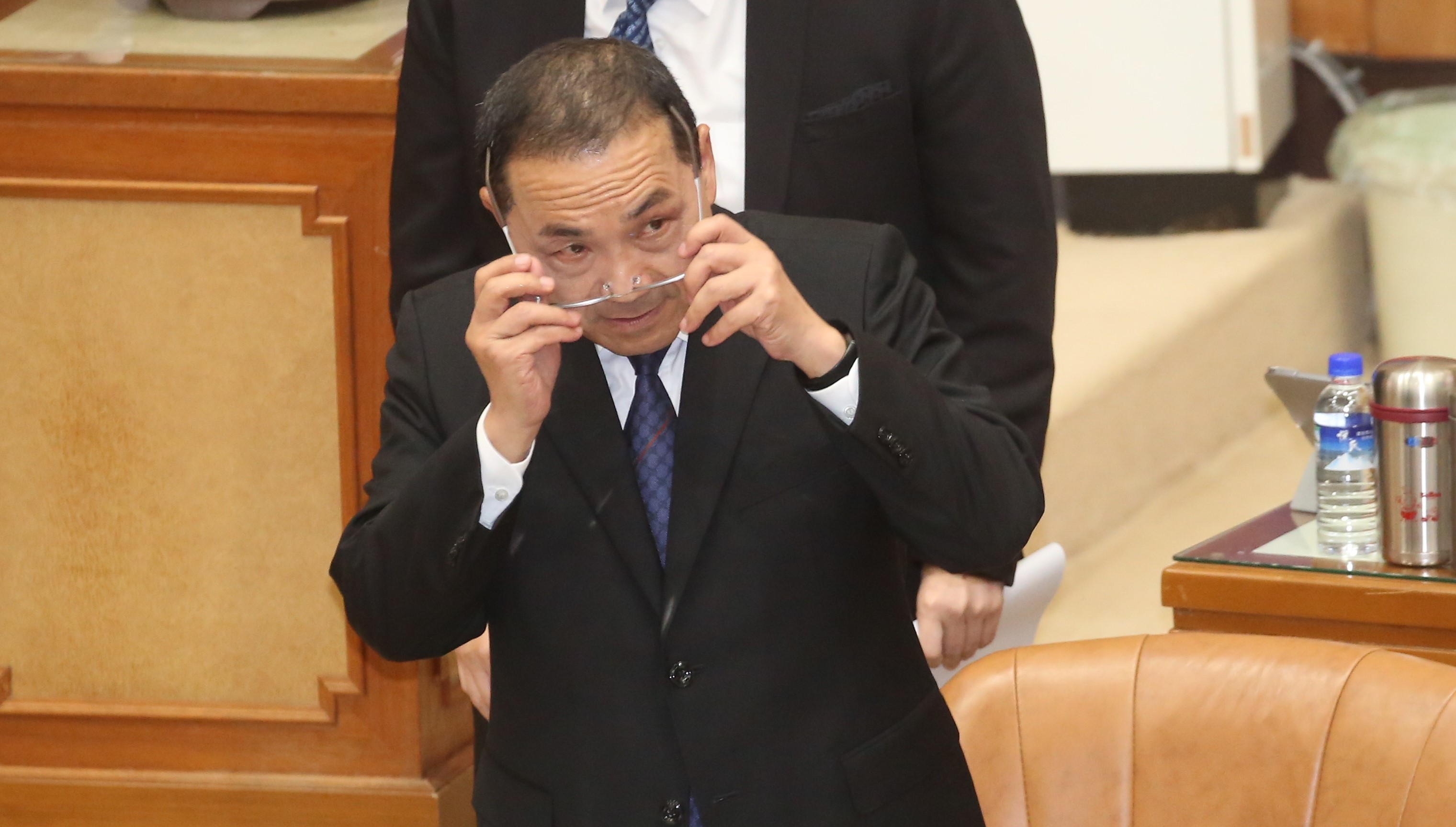 侯友宜被問到是否支持九二共識，僅稱他反對一國兩制與反對台獨，民進黨要求他應正面表態。（本刊資料照）