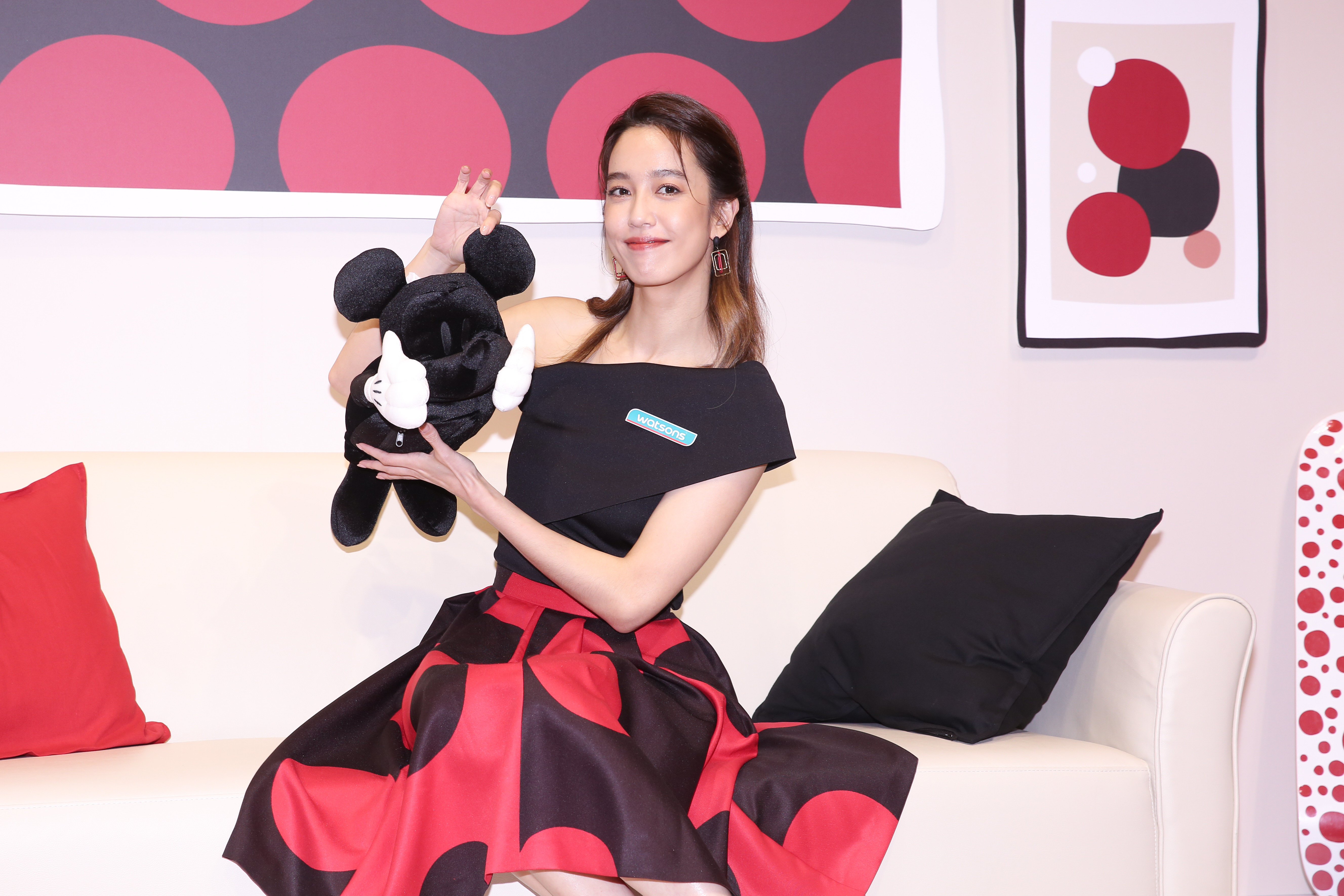 陳庭妮出席活動曝婚禮進度。