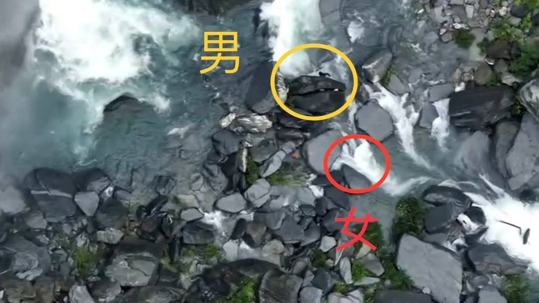 飛龍瀑布10人溯溪團遇難，目前累計4死1失蹤。（屏東縣消防局提供）