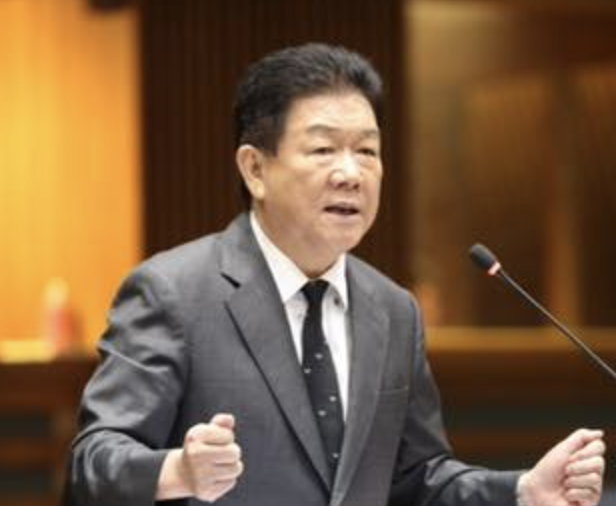 國民黨議員黃浴沂臉書遭網友灌爆。（翻攝自黃浴沂臉書）