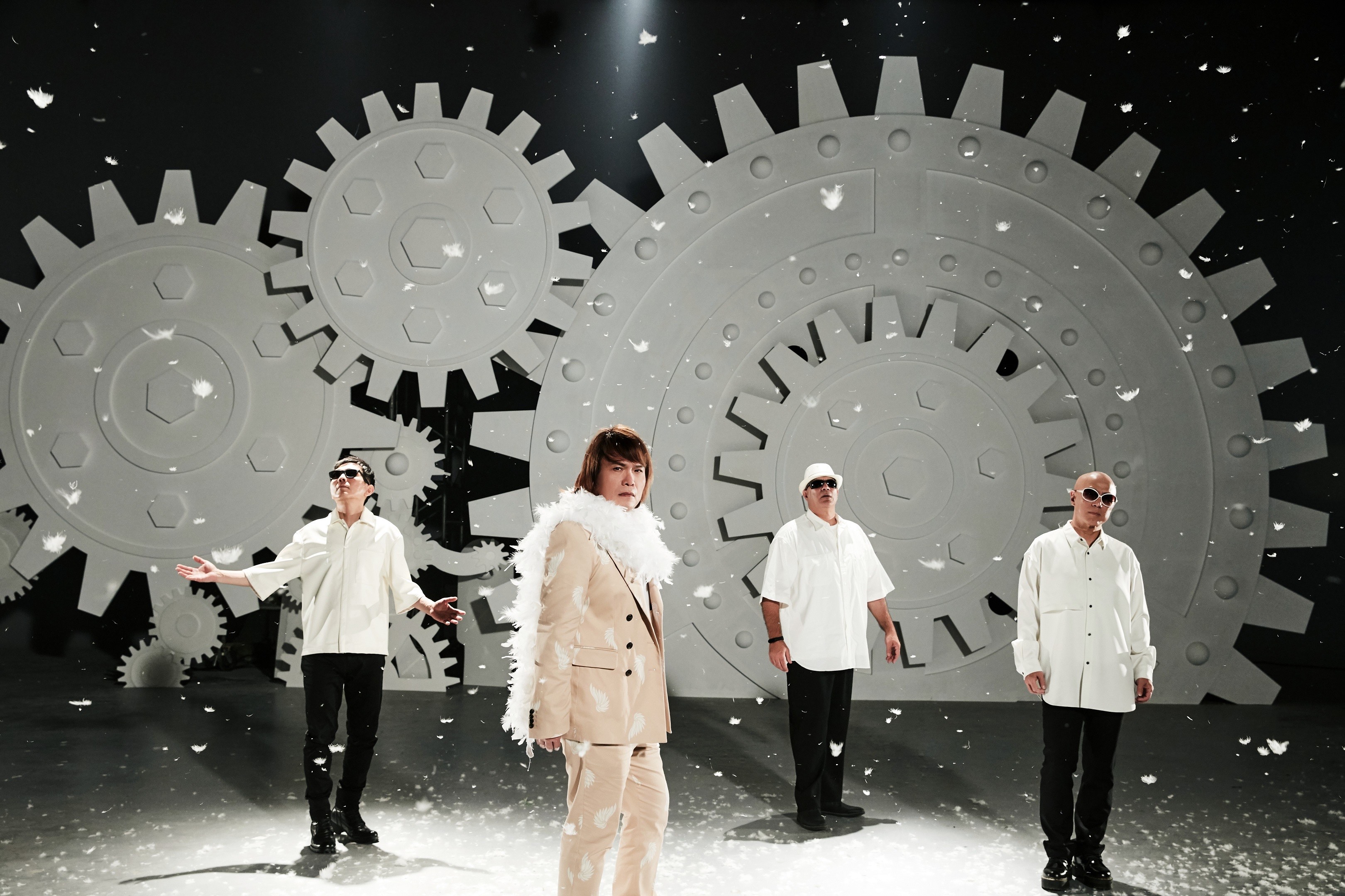 睽違4年，伍佰&China Blue將推新專輯。（環球音樂提供）