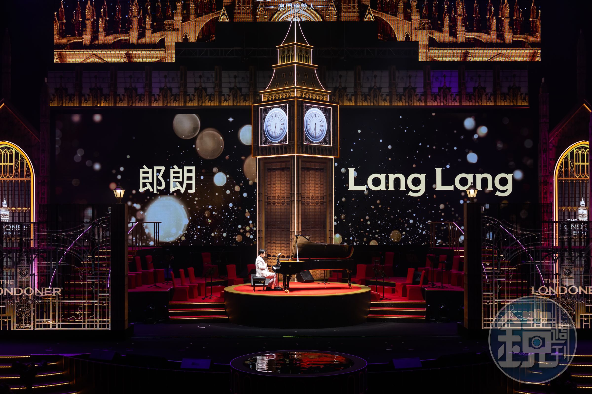 蜚聲國際的中國鋼琴演奏家郎朗，在澳門倫敦人慶典上表演。（金沙中國提供）
