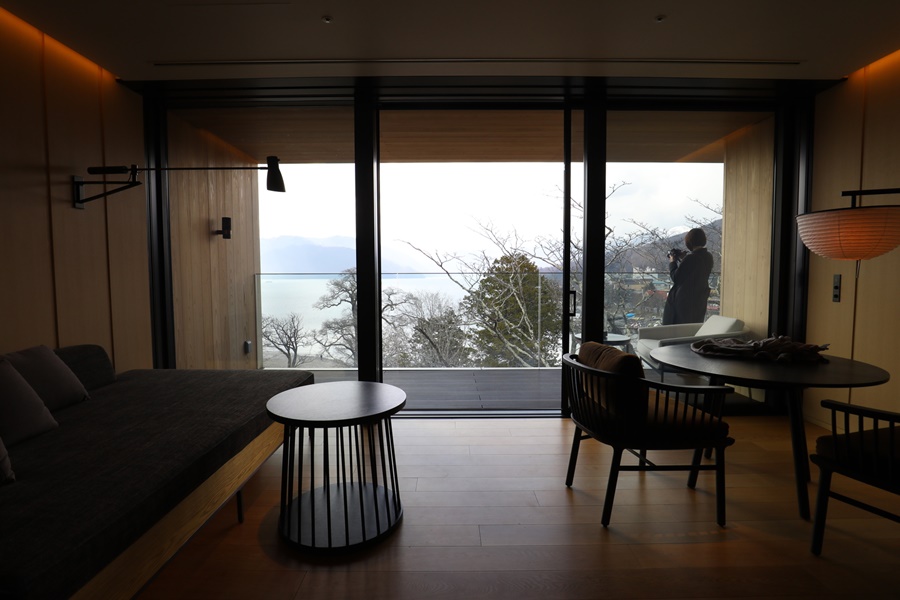 入住「日光麗思卡爾頓酒店」面湖房型是旅行日光最享受的事情。