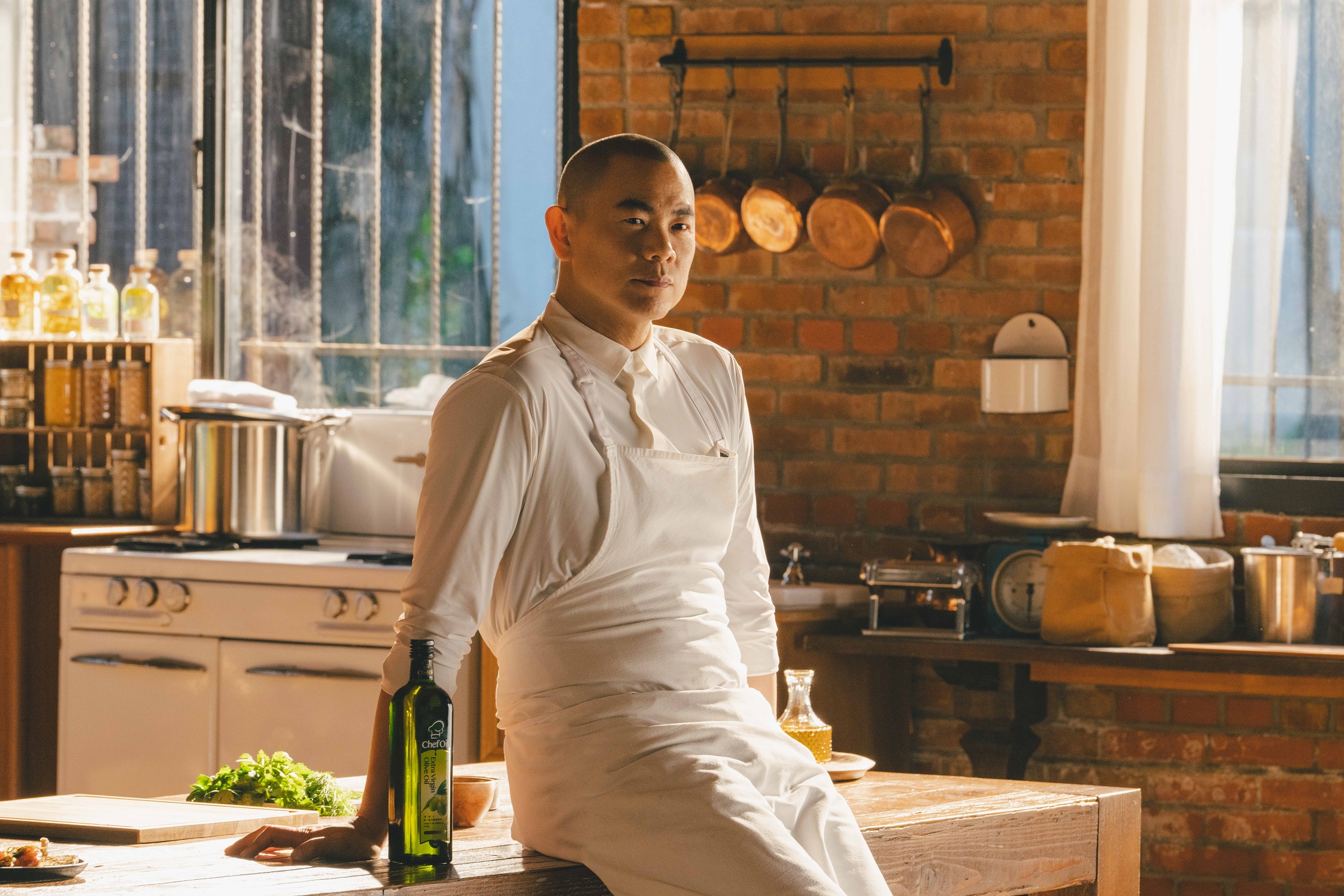 米其林星級主廚江振誠曾表示：「創造極致美食體驗，每個細節都至關重要。」（泰山企業提供）